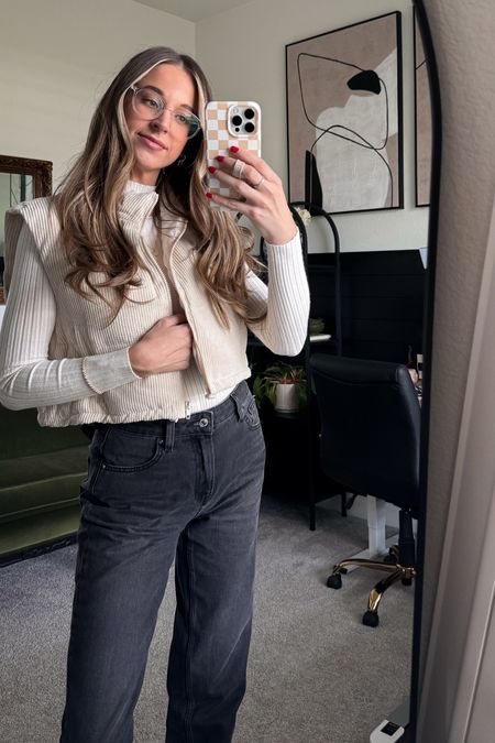 Cropped corduroy vest for fall & winter. Full outfit is from Lulu’s. 🤍 

Casua fall outfits for moms, cropped vests, bodysuit, basic outfits, black cropped denim 

#LTKSeasonal #LTKstyletip #LTKshoecrush