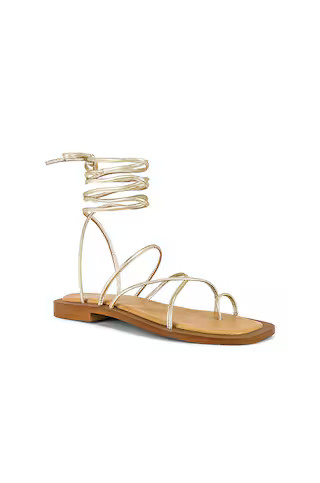 Seychelles Lilac Sandal in Light Gold Metallic Leather from Revolve.com | Revolve Clothing (Global)