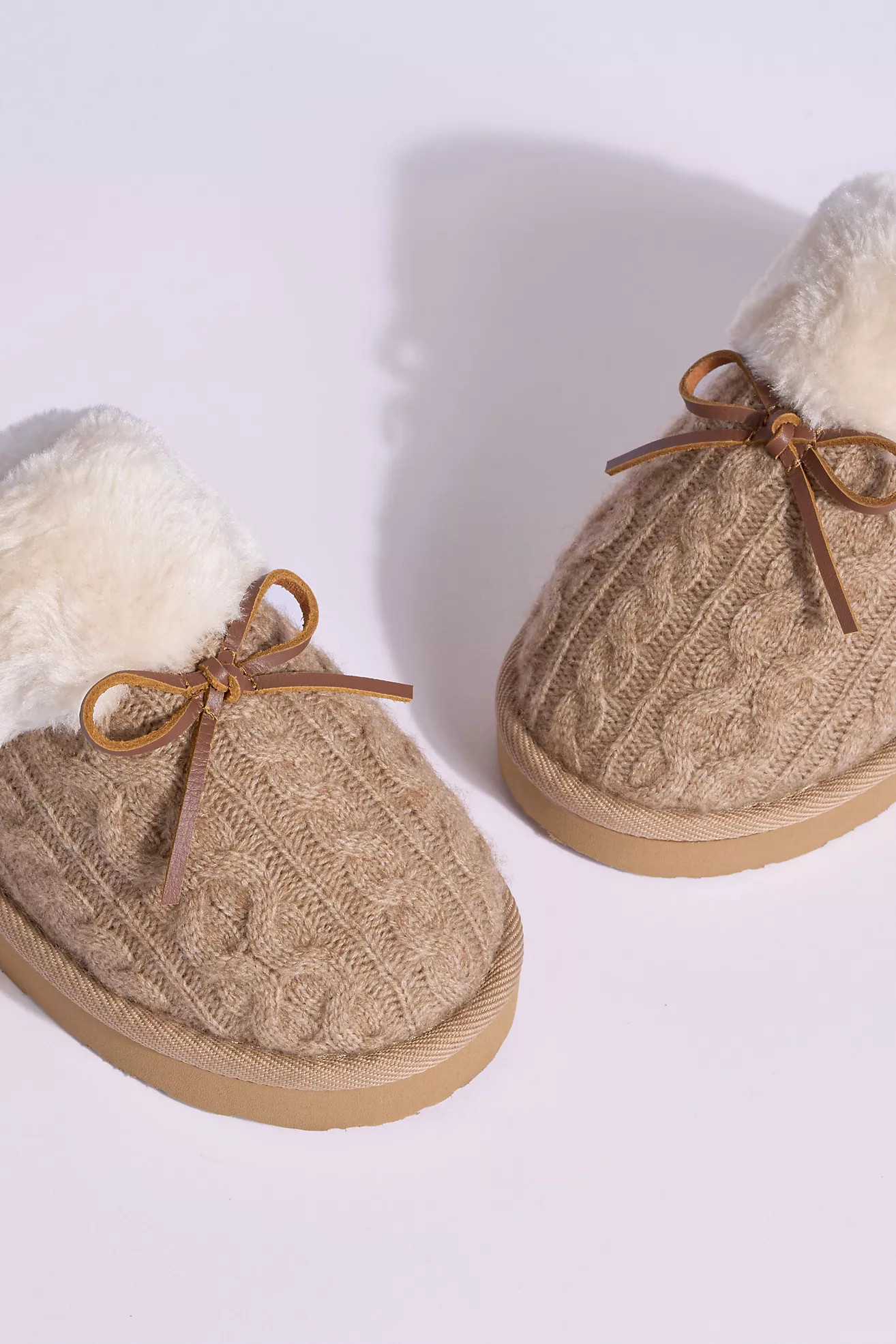 Minnetonka Flurry Bow Scuff Slide Slippers | Anthropologie (US)