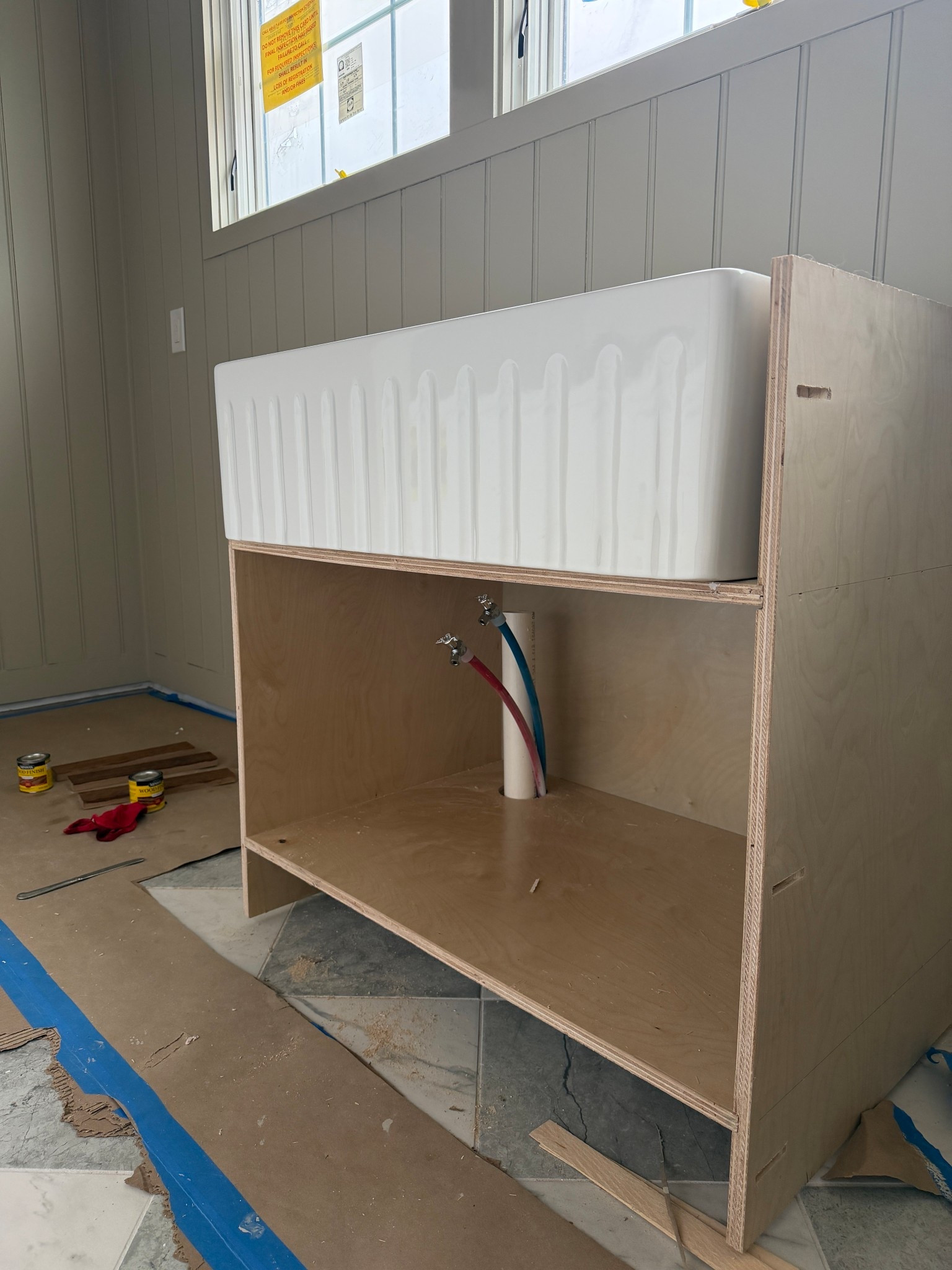 Fluted sink!

Laundry room, laundry room sink, flut d 

#LTKHome