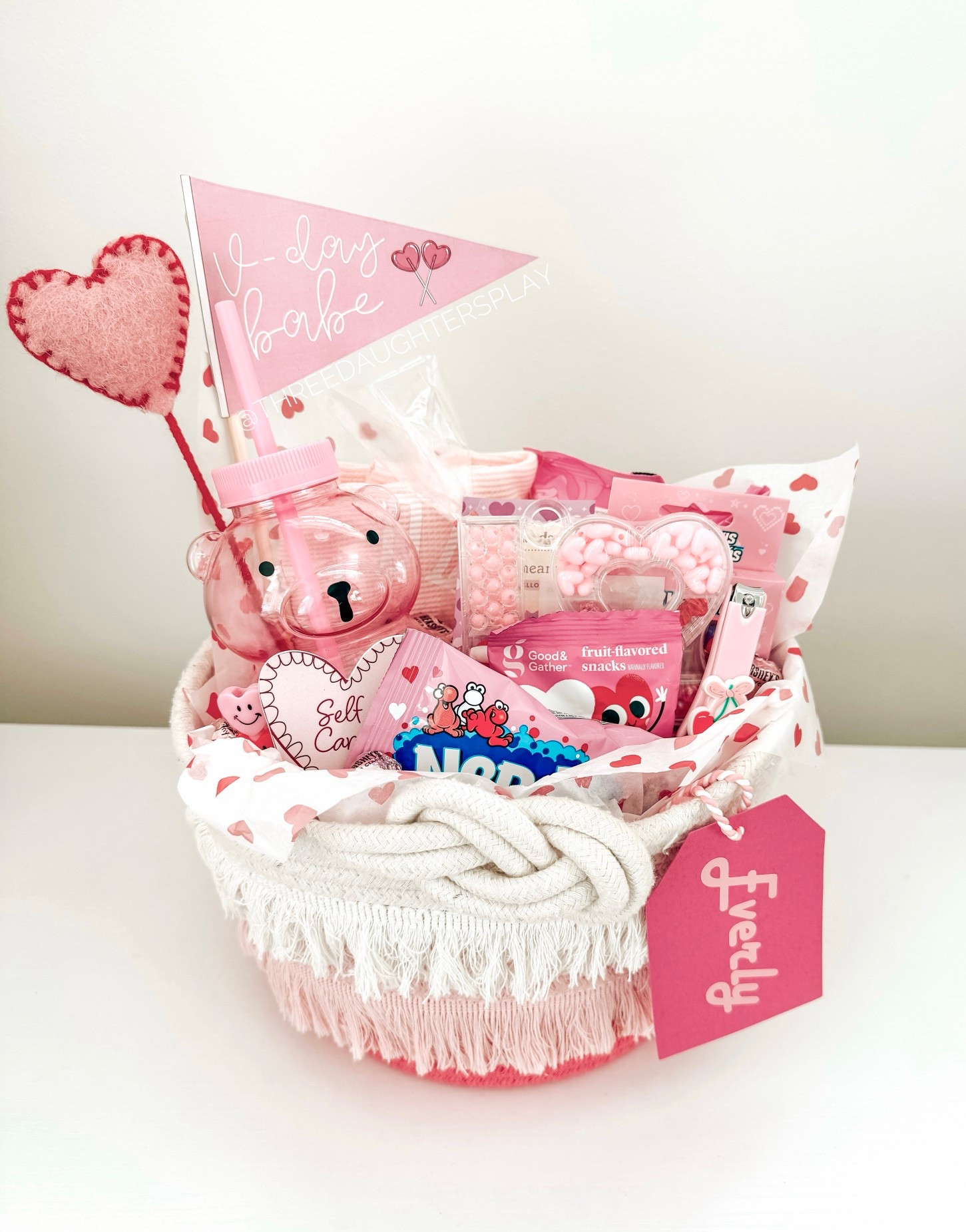 love basket, valentine, valentine basket, Valentine’s Day, girl valentine, girl gifts, galentine, galentines 🩷💕

#LTKValentine #LTKKids #LTKmomlife