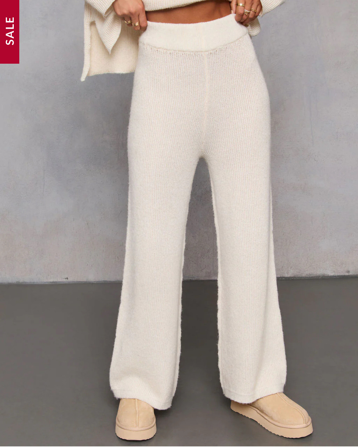 The pants are so perfect for getting cozy in, and the price is unbeatable 

#LTKsale #LTKstyletip #LTKcurves