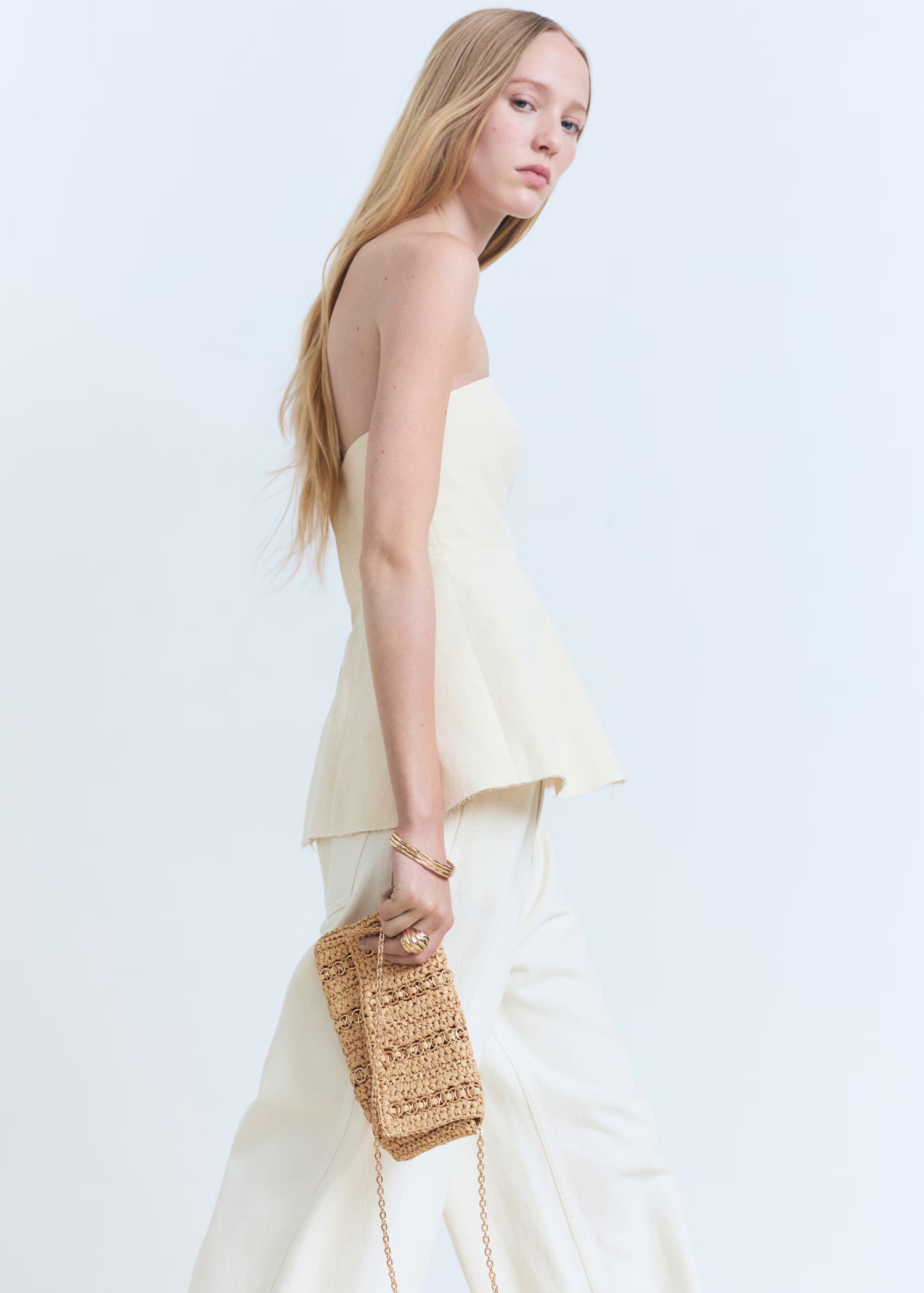 Natural fibre handbag with metal rings - Women | MANGO United Kingdom | MANGO (UK)