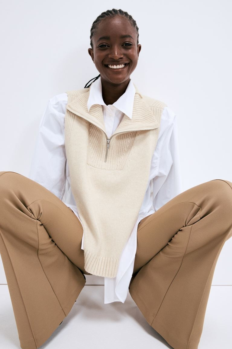 Collar in a soft rib knit containing some wool with a zip down the front – perfect for wearing ... | H&M (UK, MY, IN, SG, PH, TW, HK)