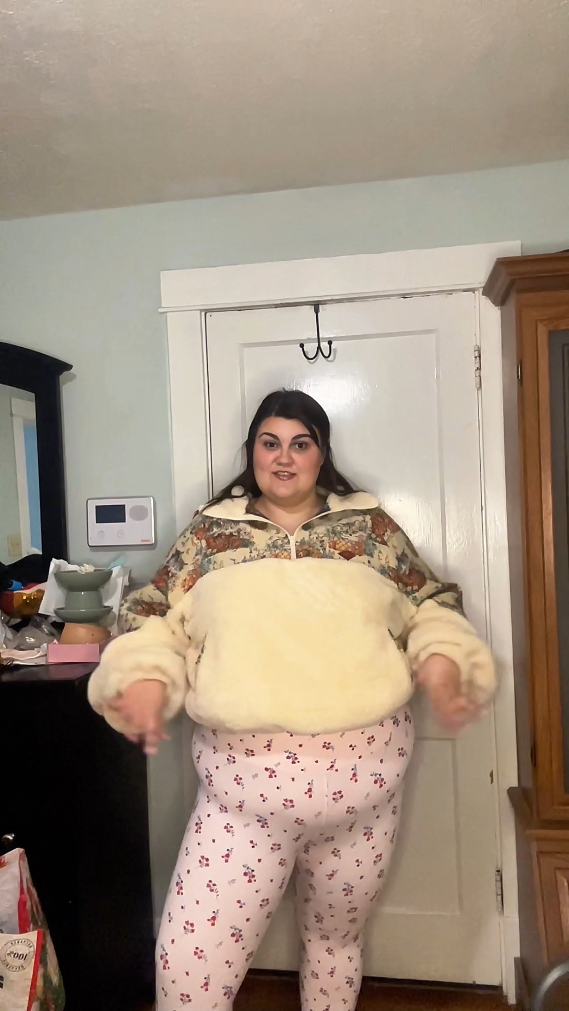 Targets viral leggings fit a plus size body!! I am typically I size 22/2x and am wearing an xxl

#LTKFindsUnder50 #LTKPlusSize