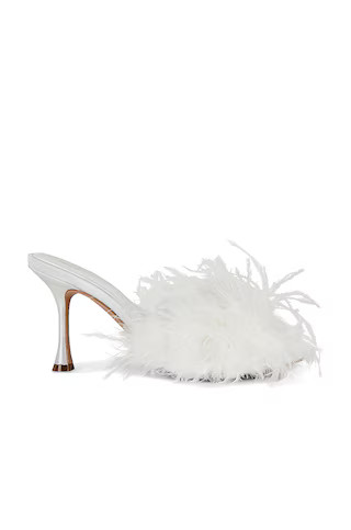 x REVOLVE Bowery Sandal
                    
                    JLO Jennifer Lopez | Revolve Clothing (Global)