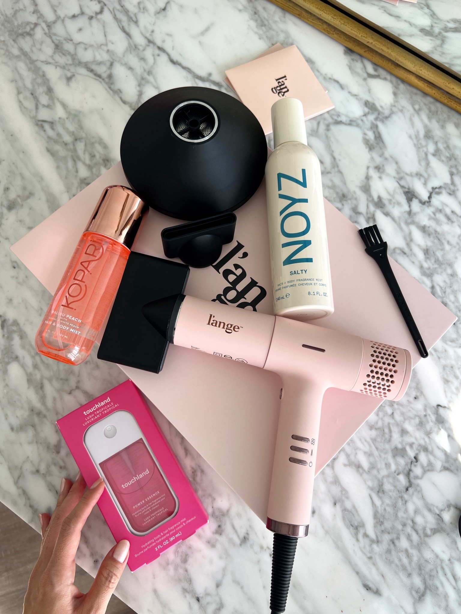 Early Black Friday sale alert! @ultabeauty has some great deals and sales this week with up to 30% off select hair tools and hair and body mists. Picked up some goodies on sale this week including the:

Kopari HAIR AND BODY MIST MALIBU PEACH

Noyz SALTY HAIR + BODY MIST

Touchland HYDRA FRAGRANCE MIST LUSH TROPICALE

L'ange LE STYLISTE LUXE DRYER

#ulta #ultabeauty #ad



#LTKBeauty #LTKHoliday #LTKSaleAlert