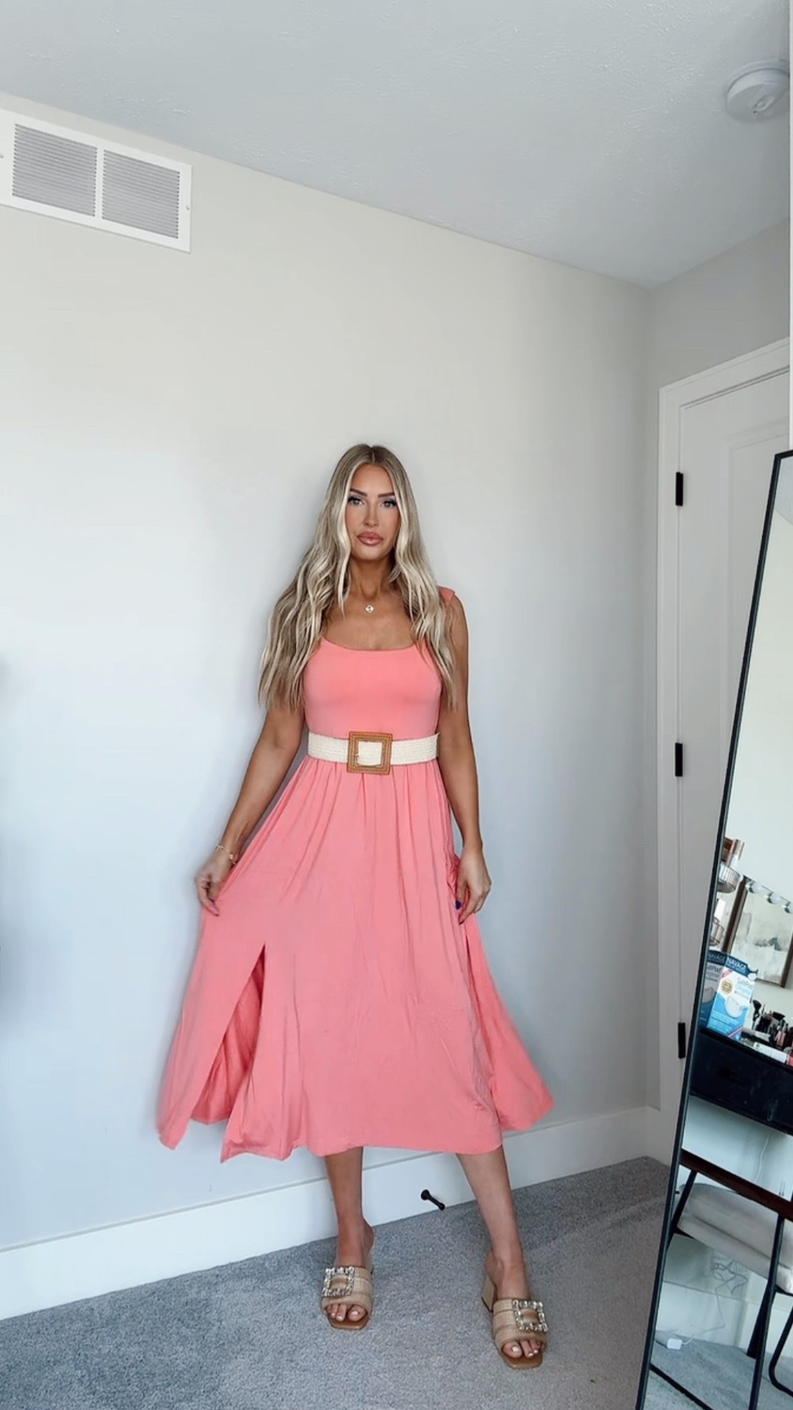 Wearing a size S

#LTKFindsUnder100 #LTKFindsUnder50 #LTKSaleAlert