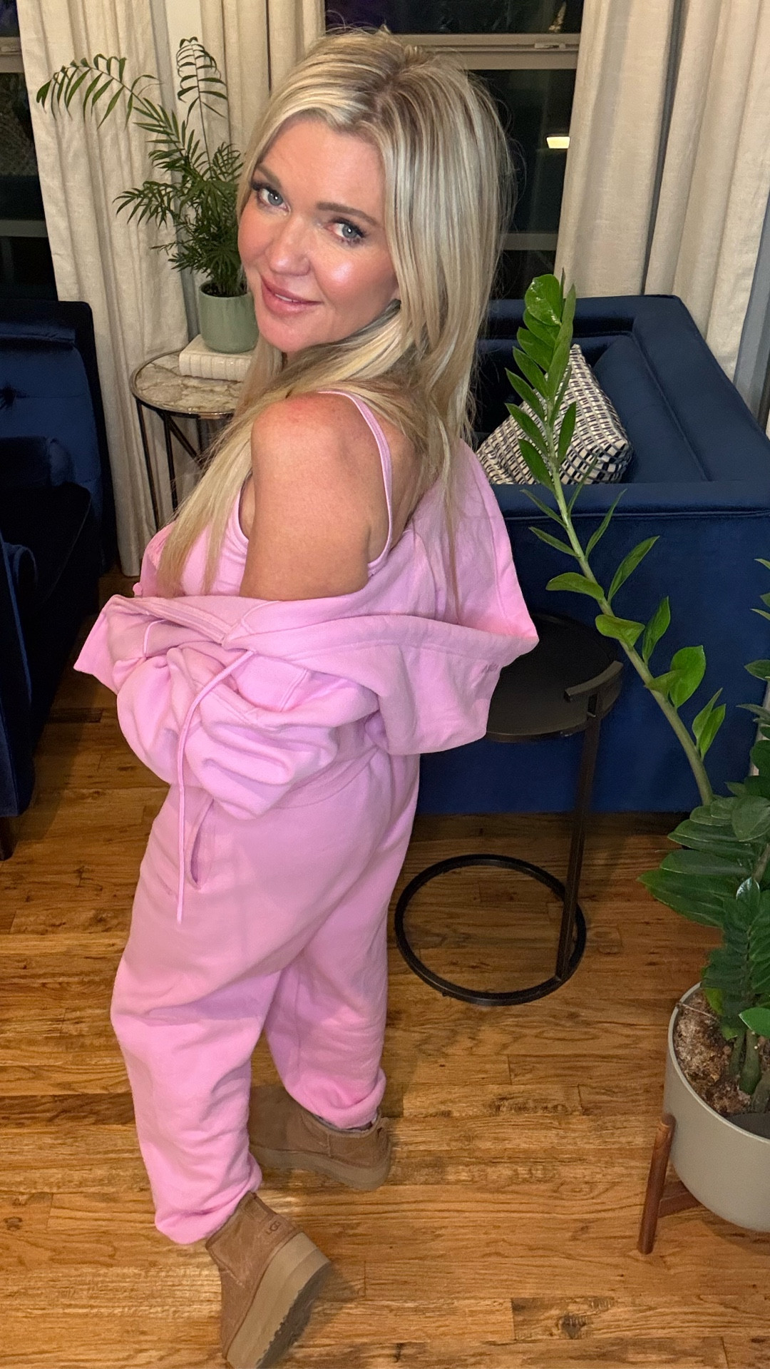 This pink set from Aritziais giving cozy, cute, and completely put together. Perfect for nights in or errands out.

#LTKActive #LTKValentine