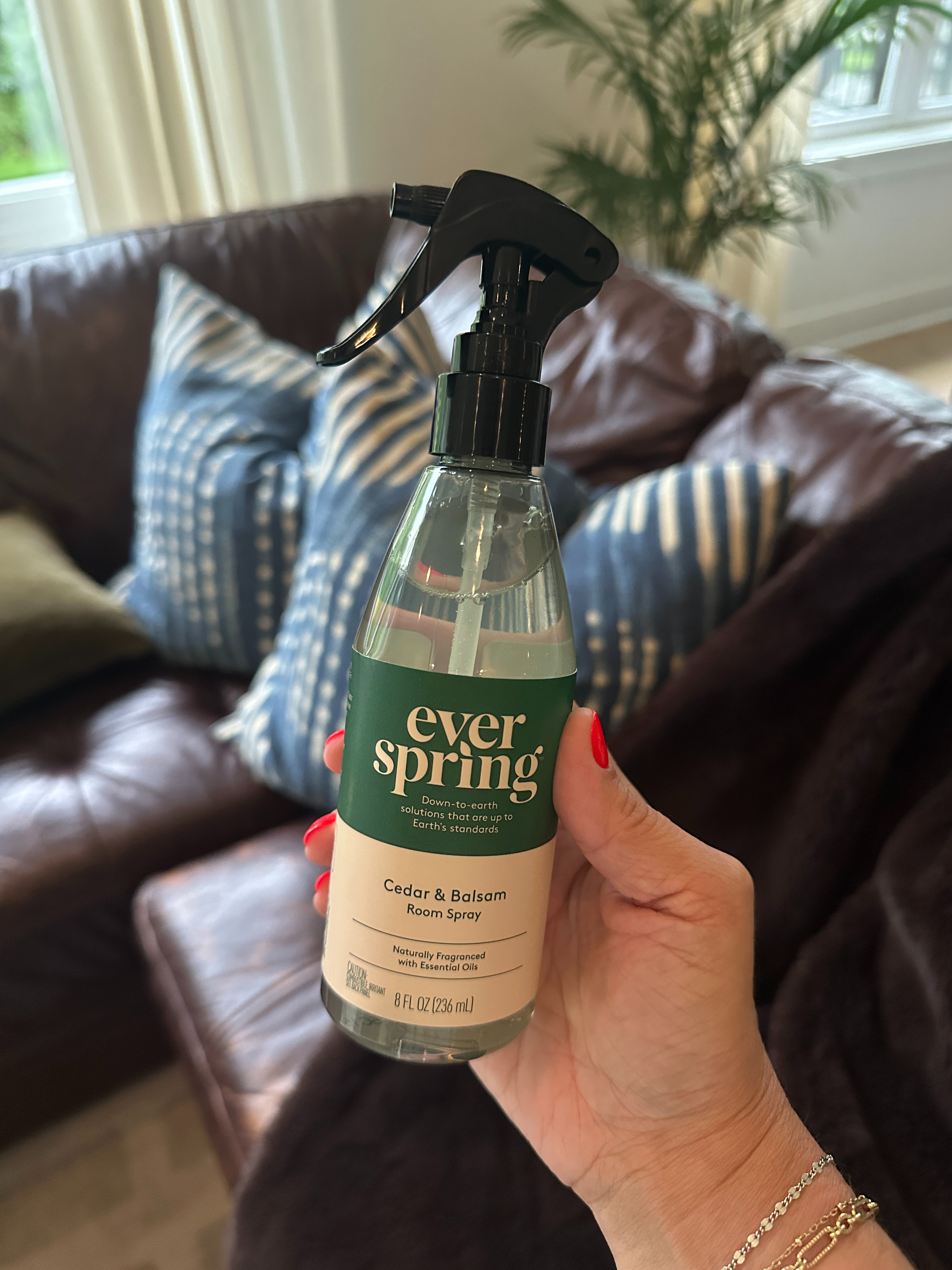 This delicious essential oils room scent smells like Aveda. Grab it for under $5! 

 #LTKHome