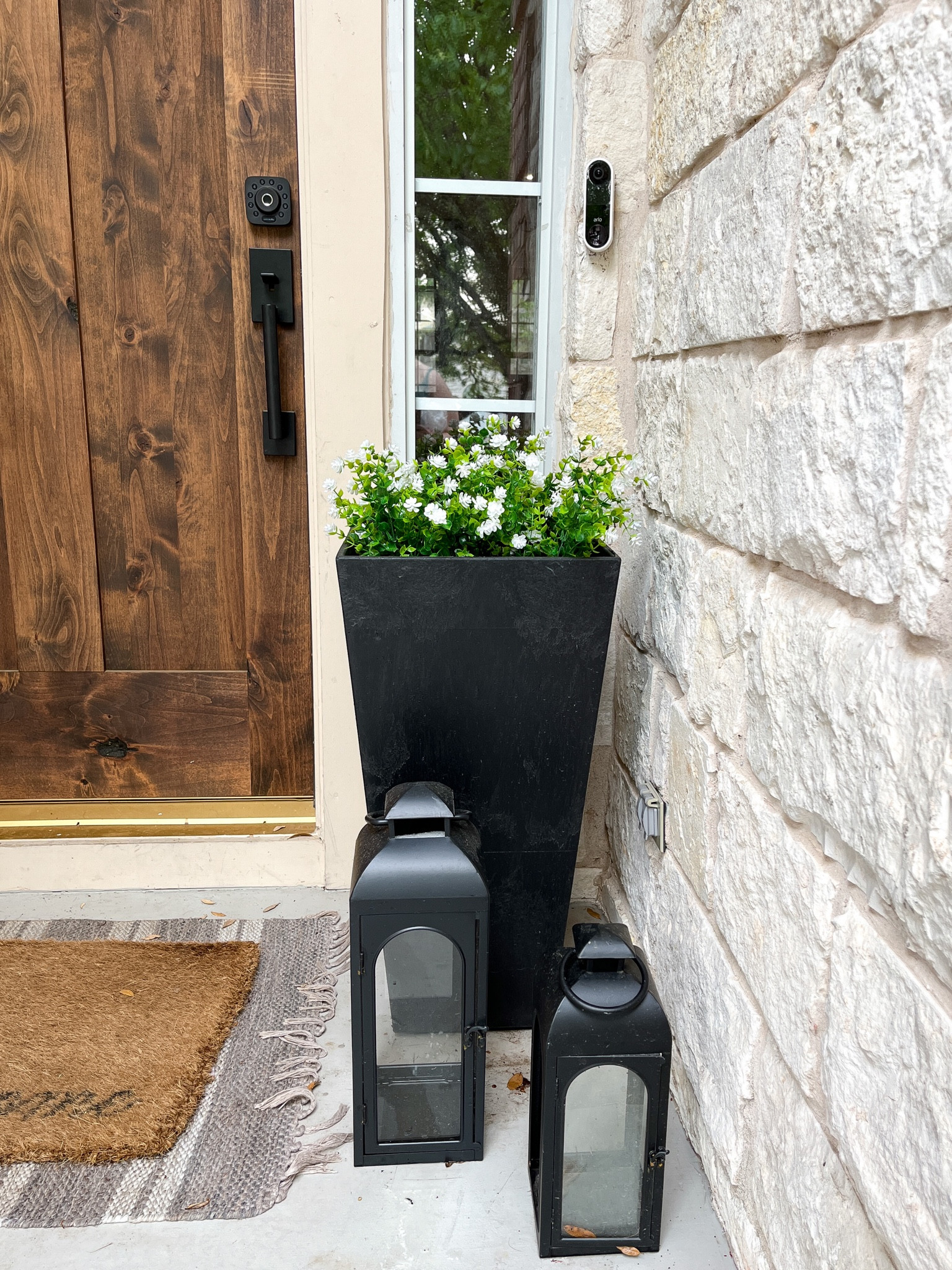 Tall black planter
Outdoor lanterns
Faux florals
Faux outdoor flowers

#LTKSeasonal #LTKstyletip #LTKhome