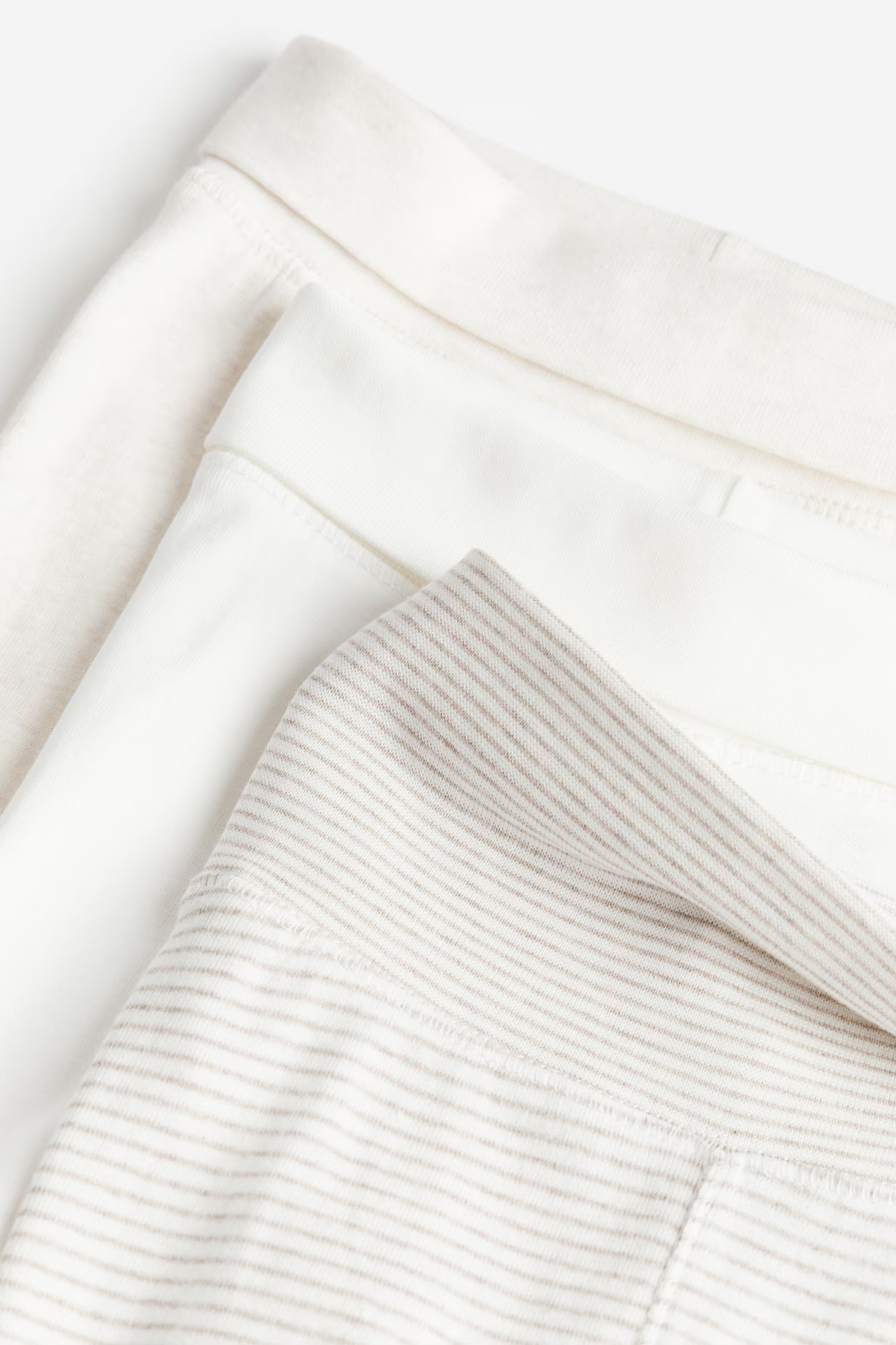 3-pack trousers | H&M (UK, MY, IN, SG, PH, TW, HK)