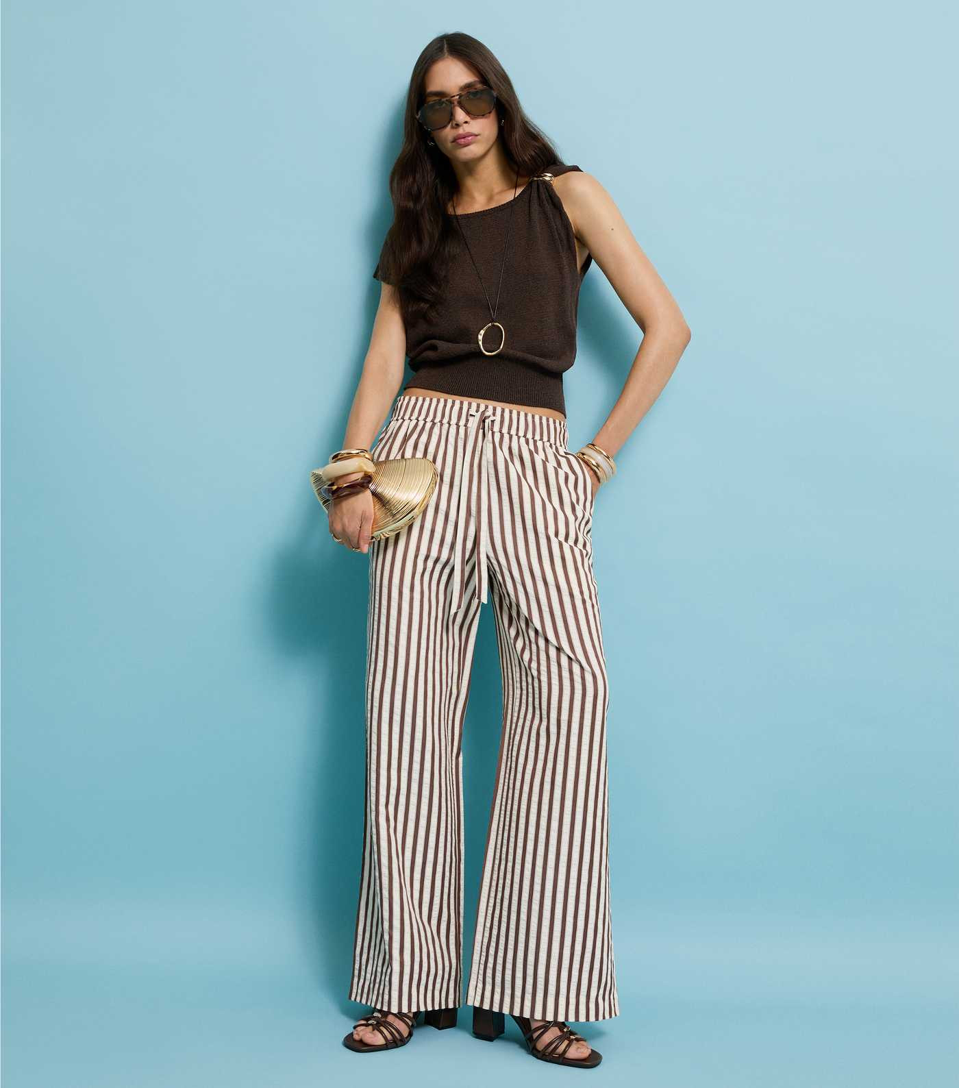 Brown Striped Seersucker Wide Leg Trousers | New Look | New Look (UK)