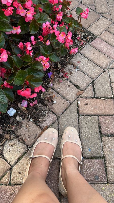 Nude mesh studded flats! Super comfy and true to size! Love them

Mesh flats // target finds // summer shoes

#LTKshoecrush #LTKsalealert #LTKfindsunder50