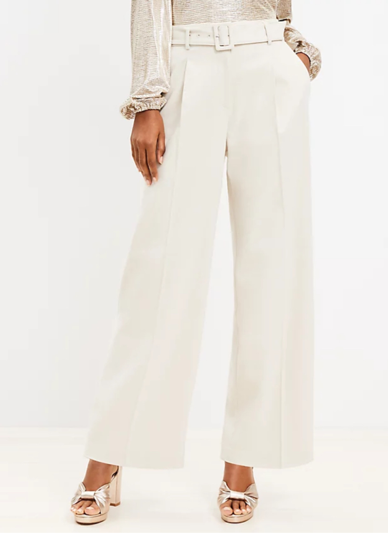 I needed some pants that are not jeans and I hit a jackpot with this sale. 50% off regular priced items, 60% off sale items. I’m so thrilled to add these to my wardrobe. 

#LTKfindsunder50 #LTKworkwear #LTKsalealert