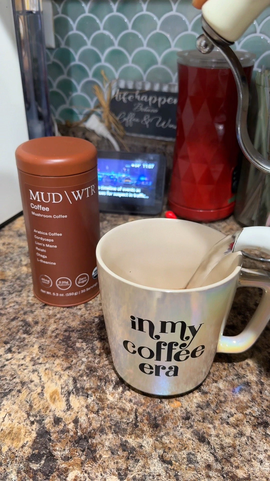 My new obsession! 🍄‍🟫☕️
@mud_wtr #mushroomcoffee

#LTKmorningroutine #LTKvlog #LTKmomlife