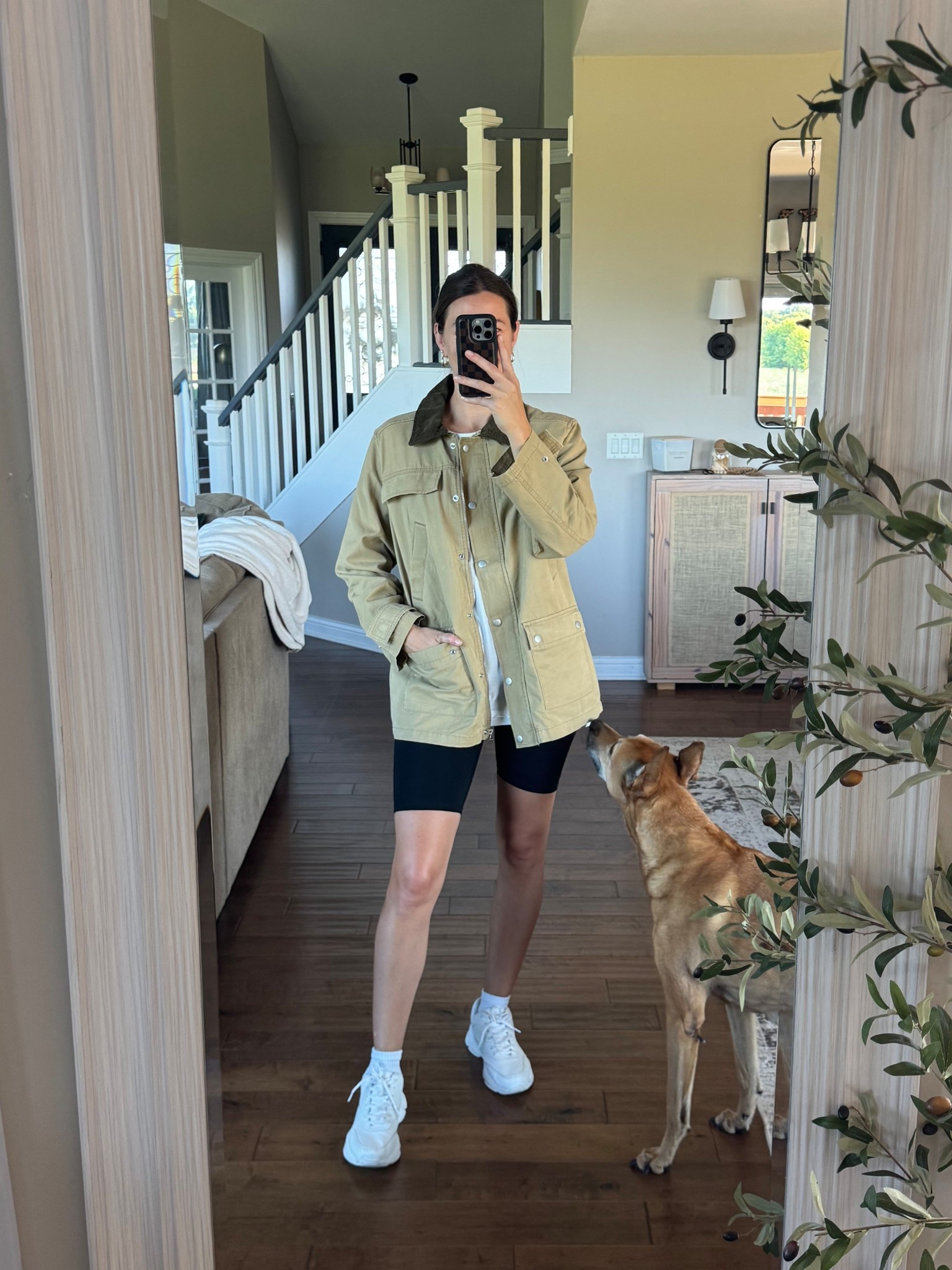 Walmart jacket wearing a medium

#LTKSeasonal #LTKFindsUnder50 #LTKStyleTip