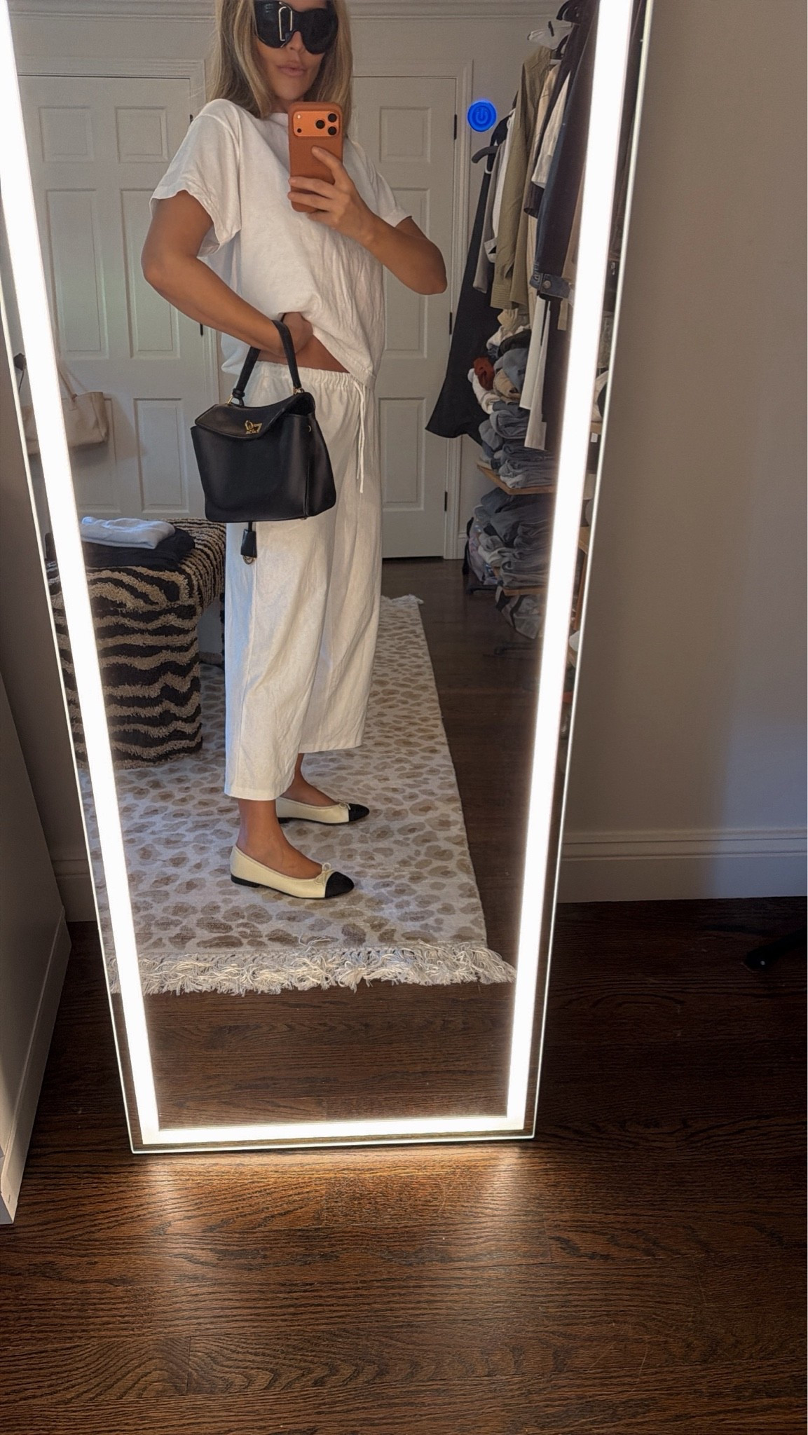 Tee is not linkable it's another sample 👀

Pants small 
*Ballet flats are Chanel