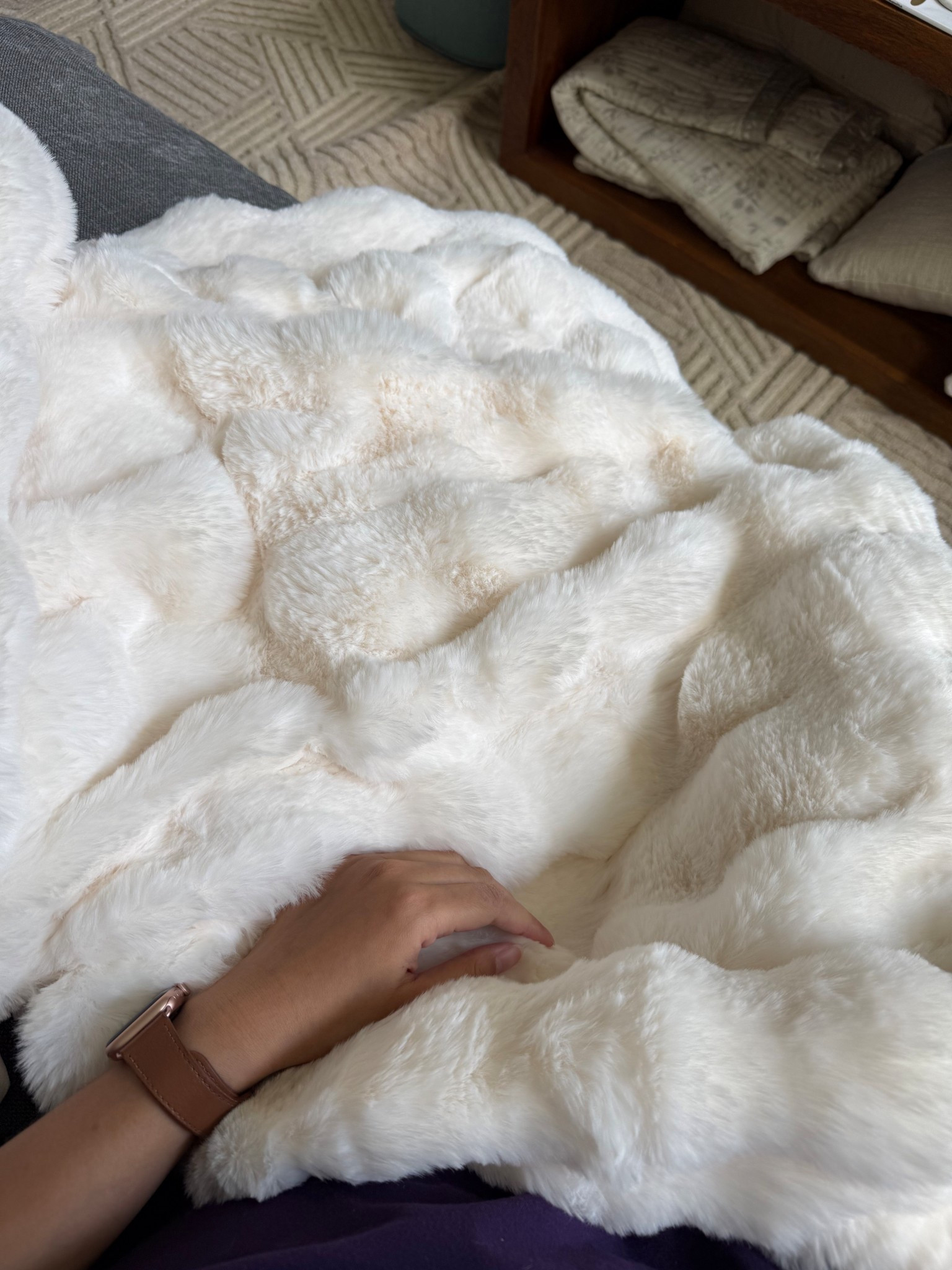 The coziest throw blanket! Comes in several colors and is also 20% off!

#LTKFindsUnder100 #LTKHome #LTKSaleAlert