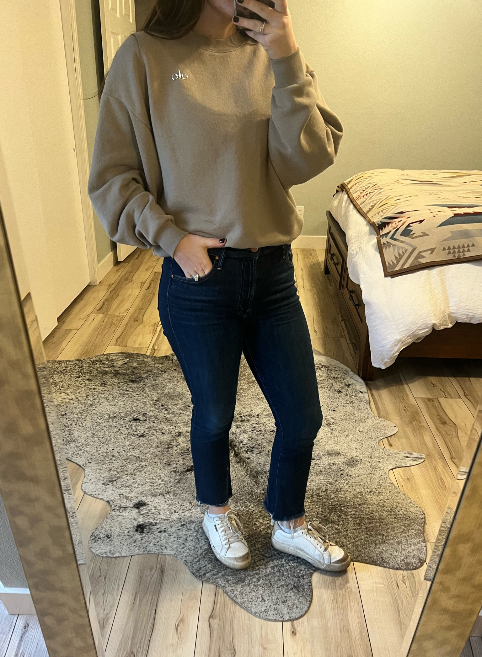 OOTD🥰
#jeans #casual #sweater #sneakers

#LTKSaleAlert #LTKWorkwear #LTKCyberWeek