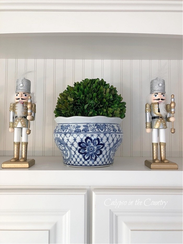Christmas decorating with blue and white porcelain - and nutcrackers!



#LTKHoliday #LTKHome #LTKSeasonal