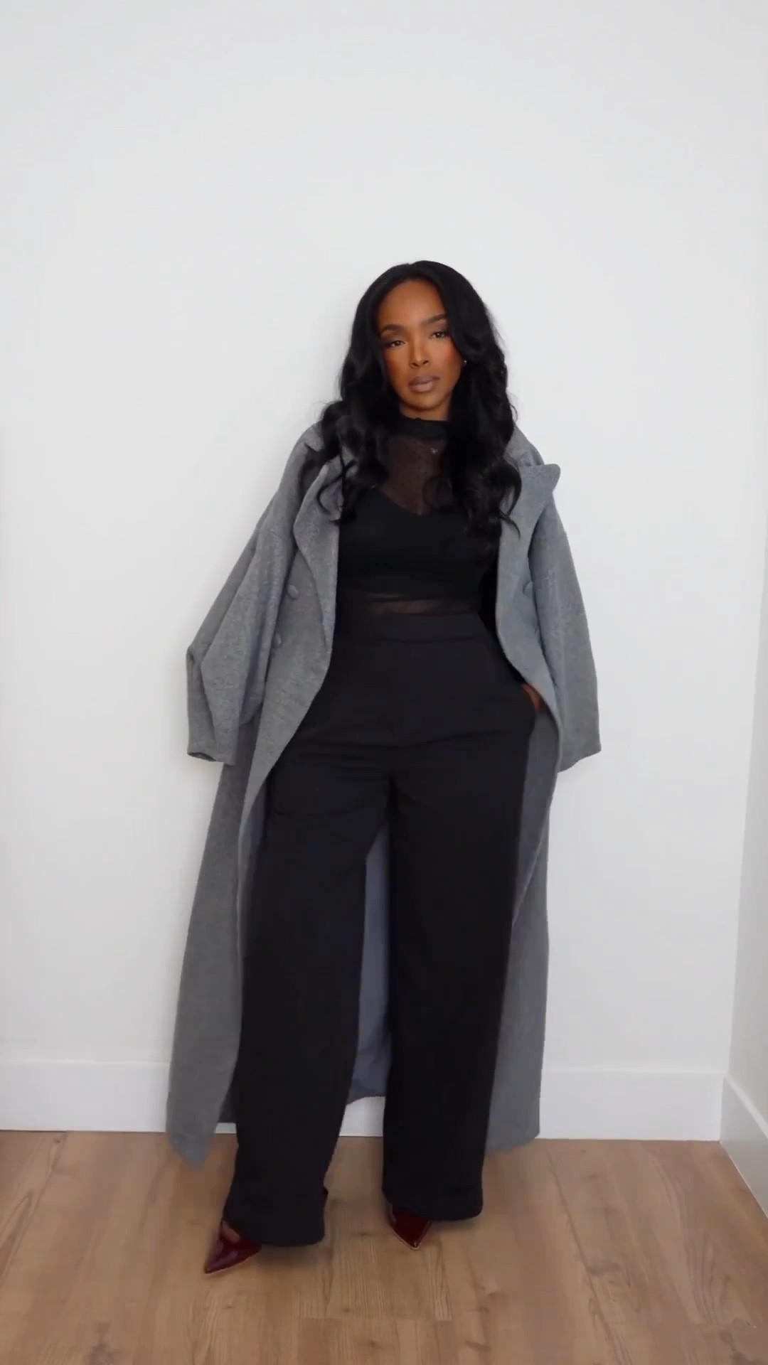 ✨ Effortlessly Polished — Monochrome Done Right

A sleek black base layered with a tailored gray coat creates that clean, elevated look that always feels expensive. Strong lines, neutral contrast, and timeless pieces make this outfit endlessly wearable from day to night. Every item here works overtime in your closet, so the cost per wear keeps dropping with each re-style.

Perfect for:
• Workdays and meetings
• Travel days
• Dinner plans
• Chic everyday wear

📏 Sizing:
Coat: Small
Top: Small
Pants: 27 Long
Heels: True to size

Measurements:
5’4” · 138 lbs · 34D · 27” waist · 40” hips

Tap to get details.

Monochrome black outfit inspiration, gray coat layering, elevated minimalist style, chic workwear looks, polished everyday outfits, modern capsule wardrobe staples.

Follow me on Instagram and YouTube @kirasfashionfinds

#LTKgrwm #LTKPetite #LTKootd