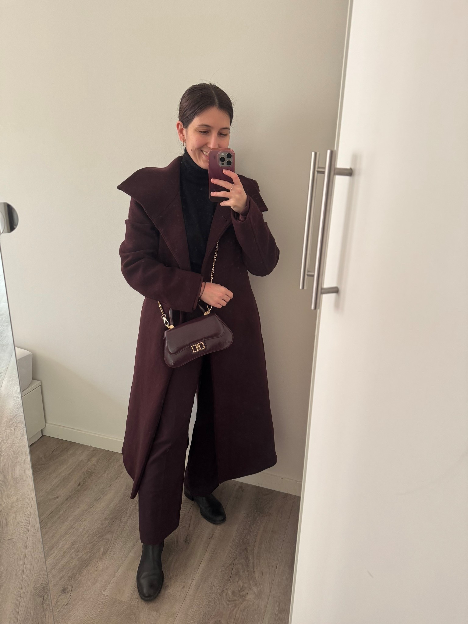 Sunday outfit of the day in black and plum colours

#LTKeurope #LTKpetite #LTKwinter