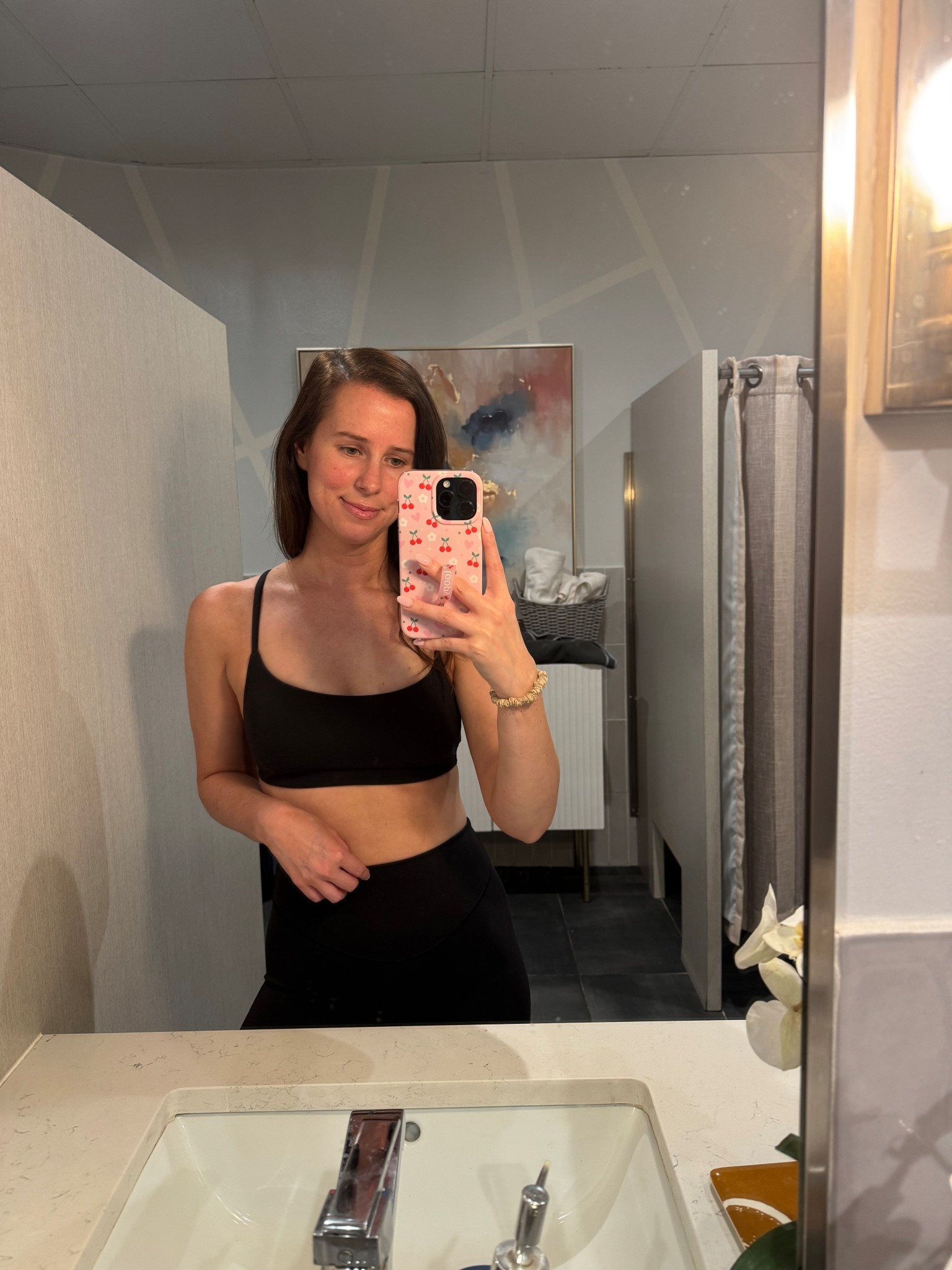 Matching set // Pilates // yoga // workout set // sports bra // leggings // wunder under leggings // lululemon // under $100 

#LTKootd #LTKSaleAlert #LTKfitnessgoals