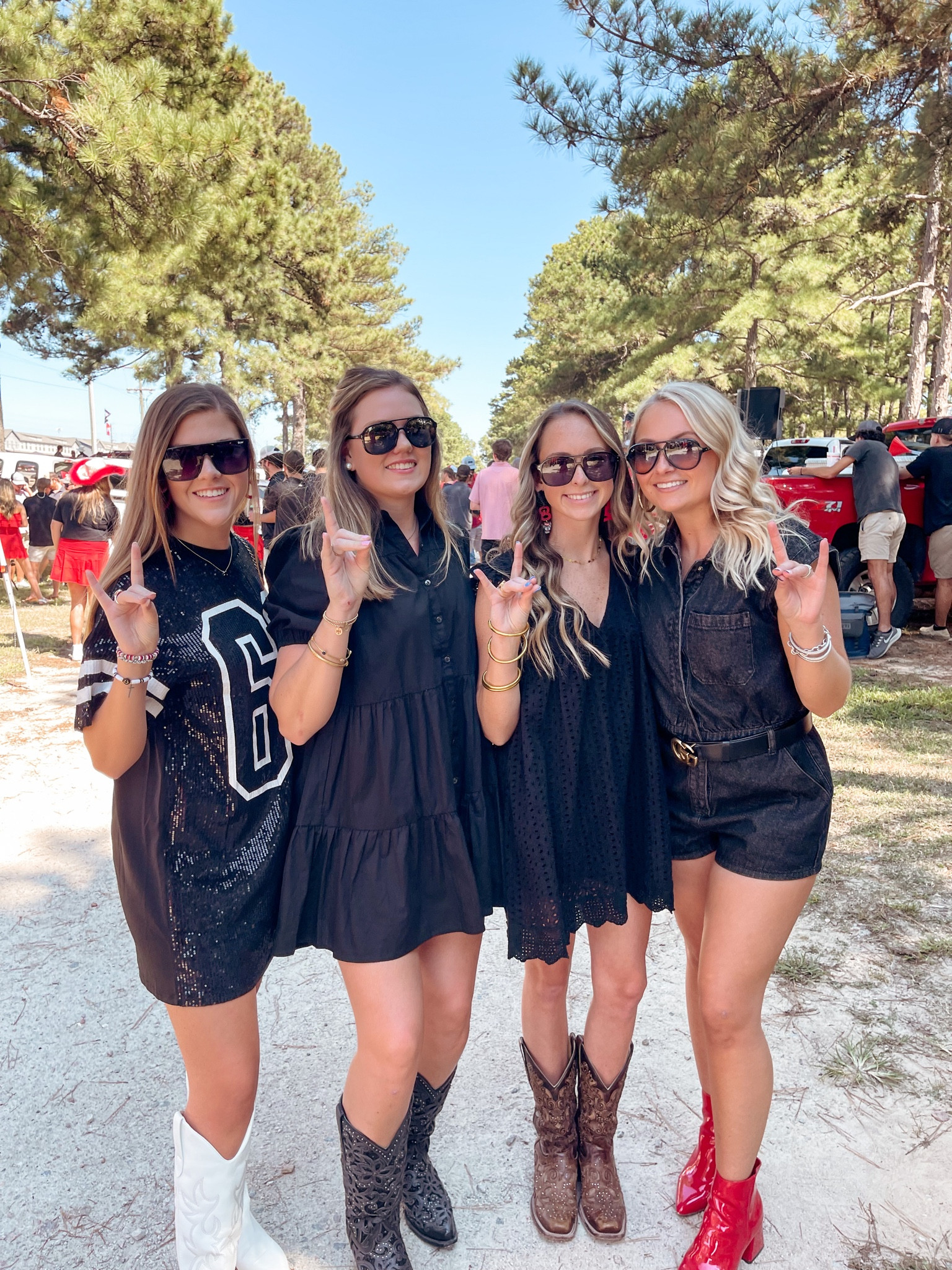 Black Game day outfit ideas!! 

#gamedayoutfit #tailgate #footballgame #gameday

#LTKunder100 #LTKunder50