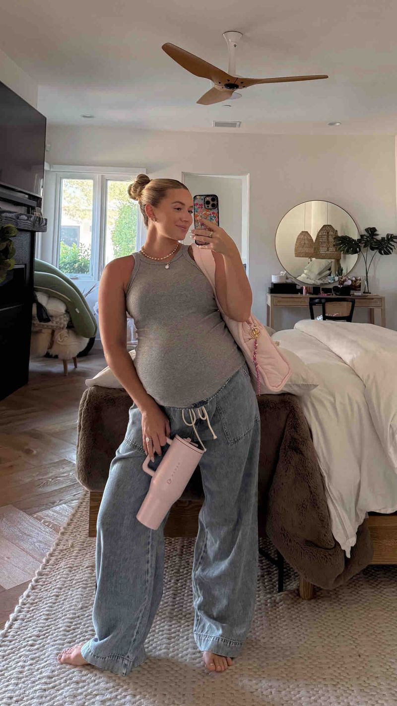 Ootd! Linked a similar tank top that is also maternity  

 #LTKFindsUnder100 #LTKStyleTip #LTKBump