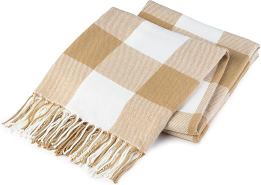 Buffalo Plaid Throw Blanket for Couch - Farmhouse Throw with Check Pattern - Soft Woven with Deco... | Amazon (US)