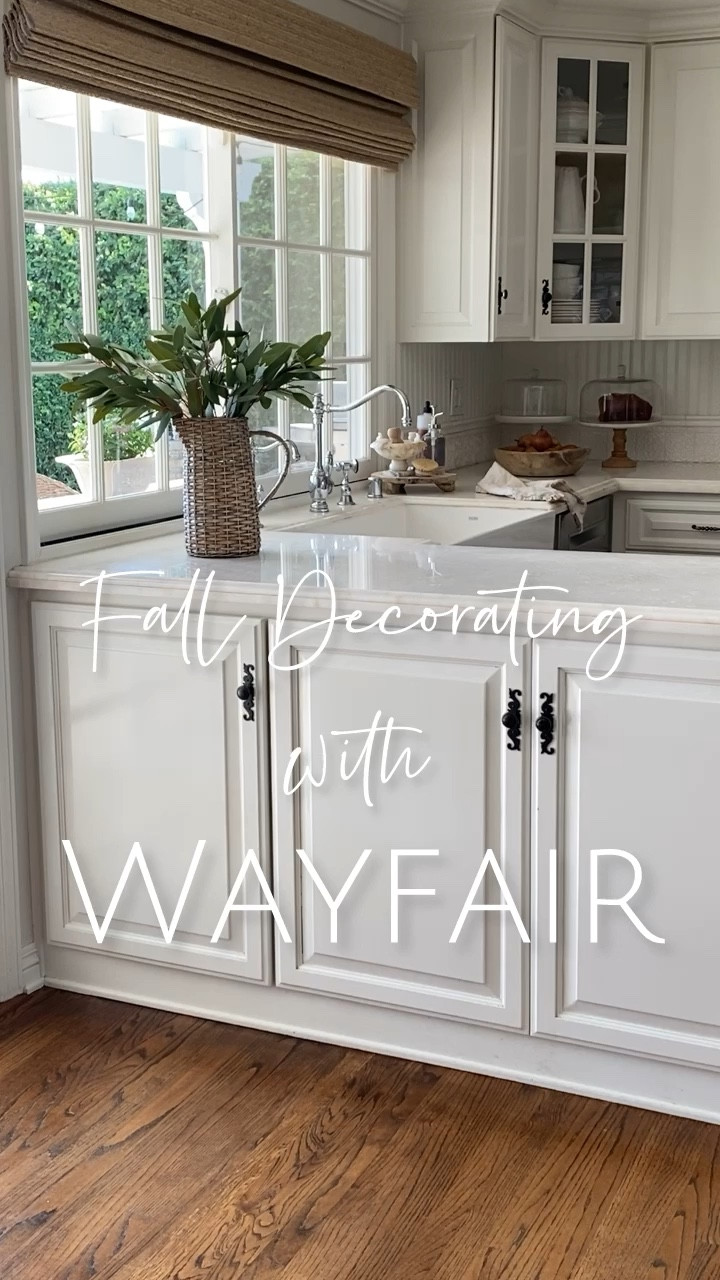 Love bringing some fall decor to this space with faux stems, pretty cake stands, my fave basket vase and more!

Home decor, rustic vase, fall stems, kitchen decor 

#LTKFindsUnder50 #LTKHome #LTKSeasonal