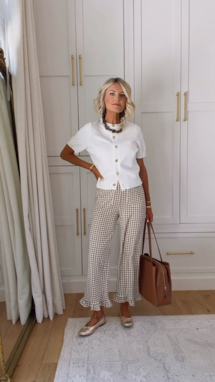 Never getting over Joe good this look came together! The gingham ruffle pants and white button short sleeve cardigan is too cute! Perfect for work. Wearing small in both 

Loverly grey, amazon fashion workwear finds, work ouffit inspo, teacher ouffit ideas, affordable style fashion finds

#LTKWorkwear #LTKSeasonal