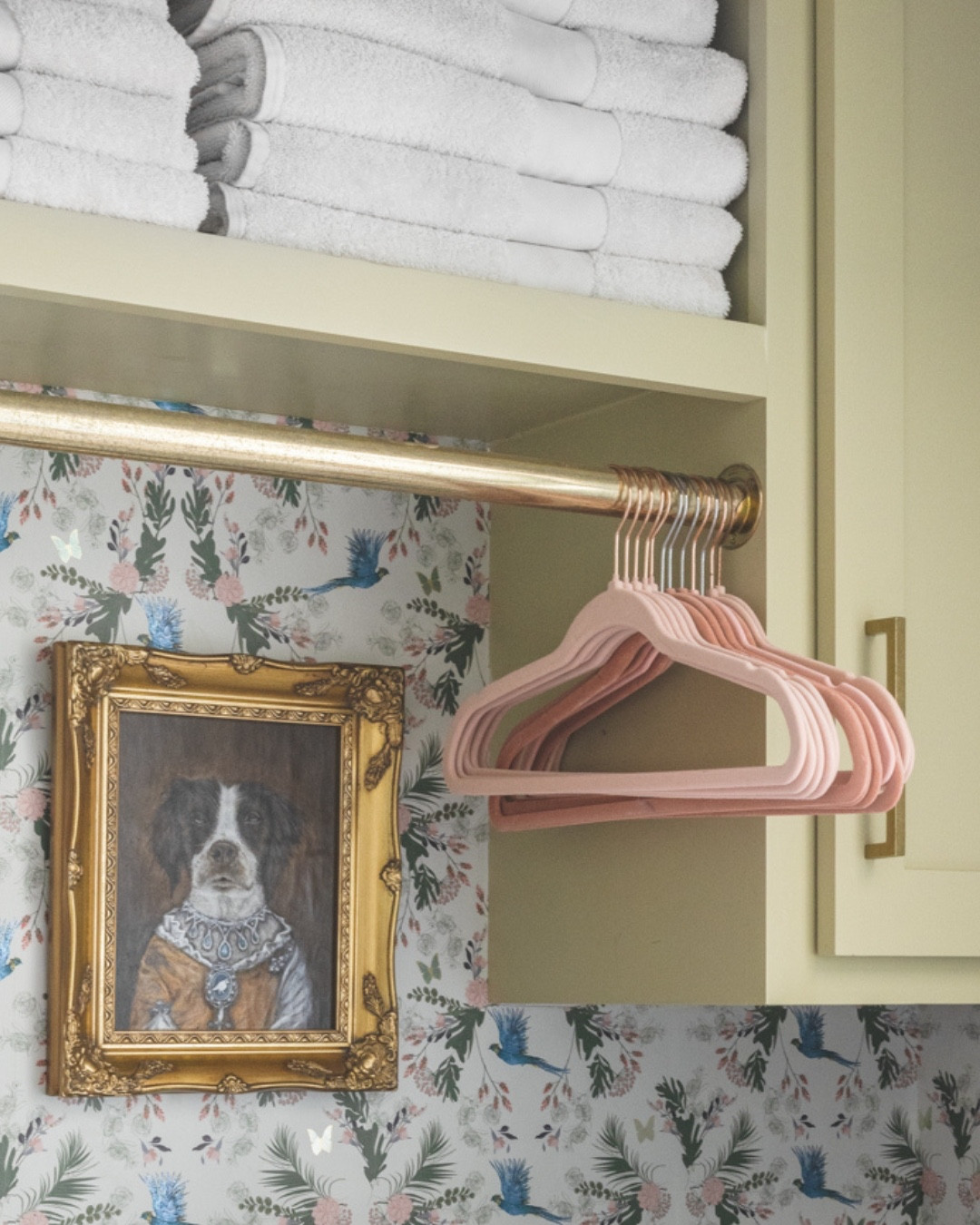 This is your sign (not that you ever needed one) to make you least favorite chore a little bit better by making it a space that you enjoying being in. 🫧🐶

Paint: @benjaminmoore @benjaminmoore Georgian Green HC-155
Wallpaper: @shop.ten25 - The Buzz Pheasant Blue
Hangers: Amazon 
Puppy Prints: @lukejervistattoo
Detergent: @laundrysauce + @dirty_labs

Make sure to shop this kitchen and more, all linked on my LTK Storefront.🛍️ 

#LTKHome