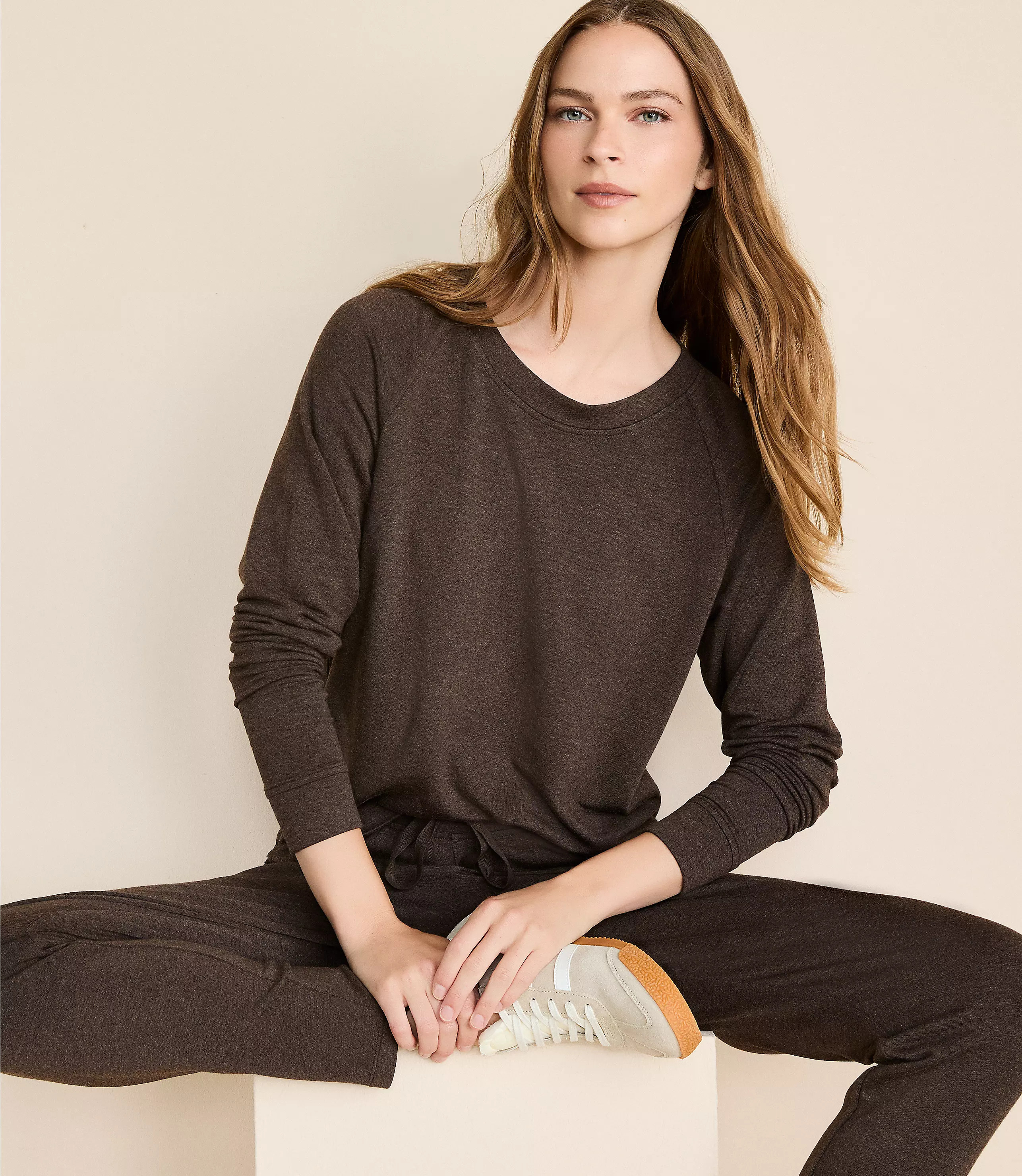 Lou & Grey Heathered Signaturesoft Sweatshirt | LOFT