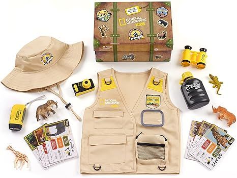 National Geographic Kids Safari Time Dress Up Trunk, 17 pieces, Amazon Exclusive, by Just Play | Amazon (US)