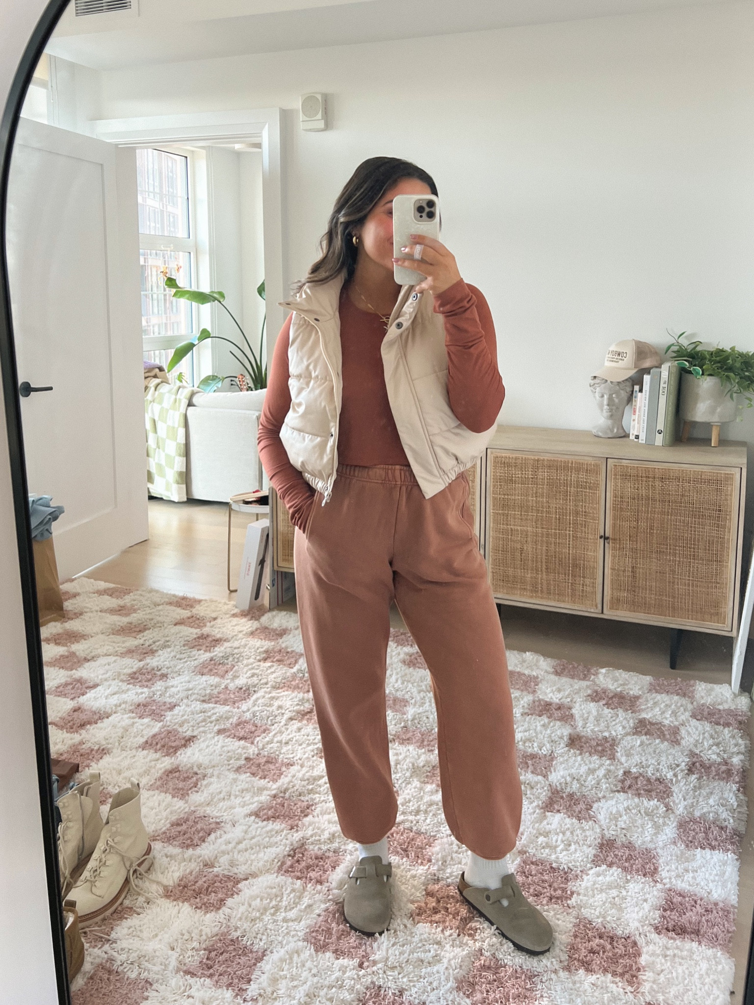 While I love color, sometimes neutrals feel so chic and I love this outfit because of that! Paired to different types of Browns with this faux leather vest and I love how it looks. 

The joggers are perfect for throwing on before you head out the door, and I love how you can elevate them with simple things like this vest! Head to toe Aerie, all true to size, M 💓

#LTKSeasonal #LTKfindsunder50 #LTKsalealert