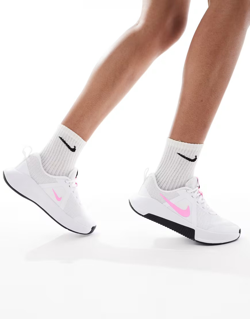 Nike Training MC 3 trainers in white and pink | ASOS (Global)