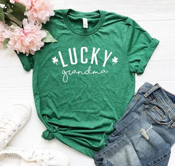 Lucky Grandma St. Patricks Day T-shirt  St. Patricks Day | Etsy | Etsy (US)