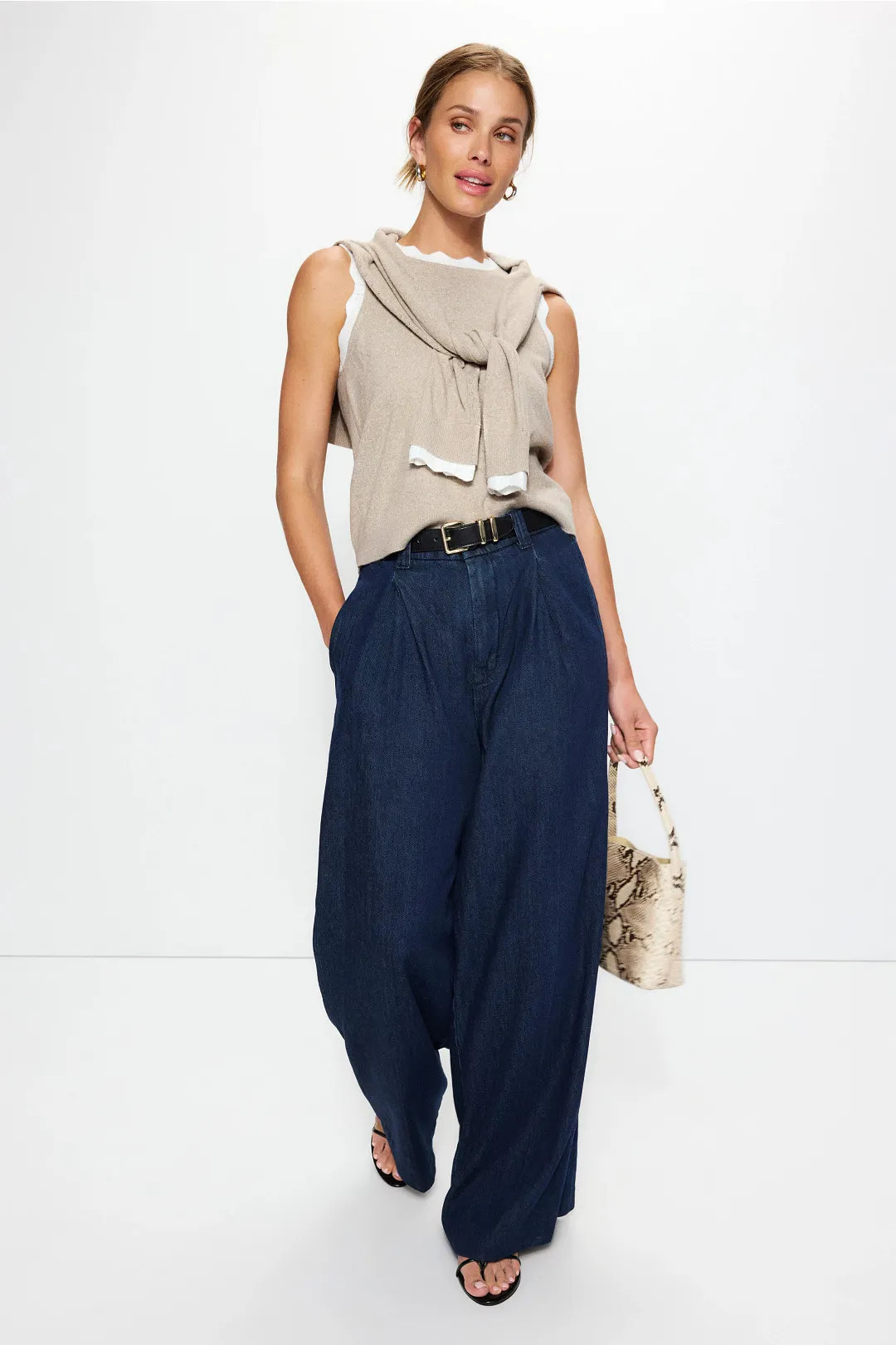 Contrast Scallop Knit Top | Rent the Runway