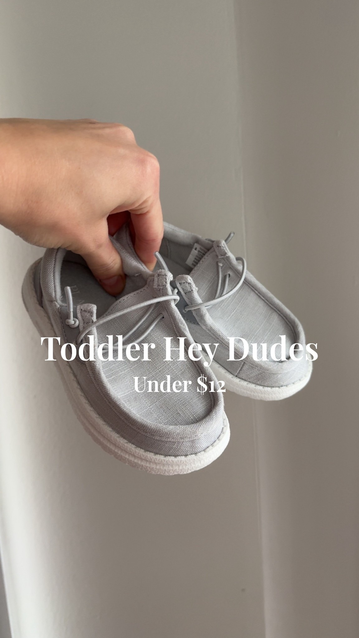 Knock-off toddler Hey Dudes for under $12!

📍Children’s Place 

#LTKSaleAlert #LTKKids #LTKFindsUnder50