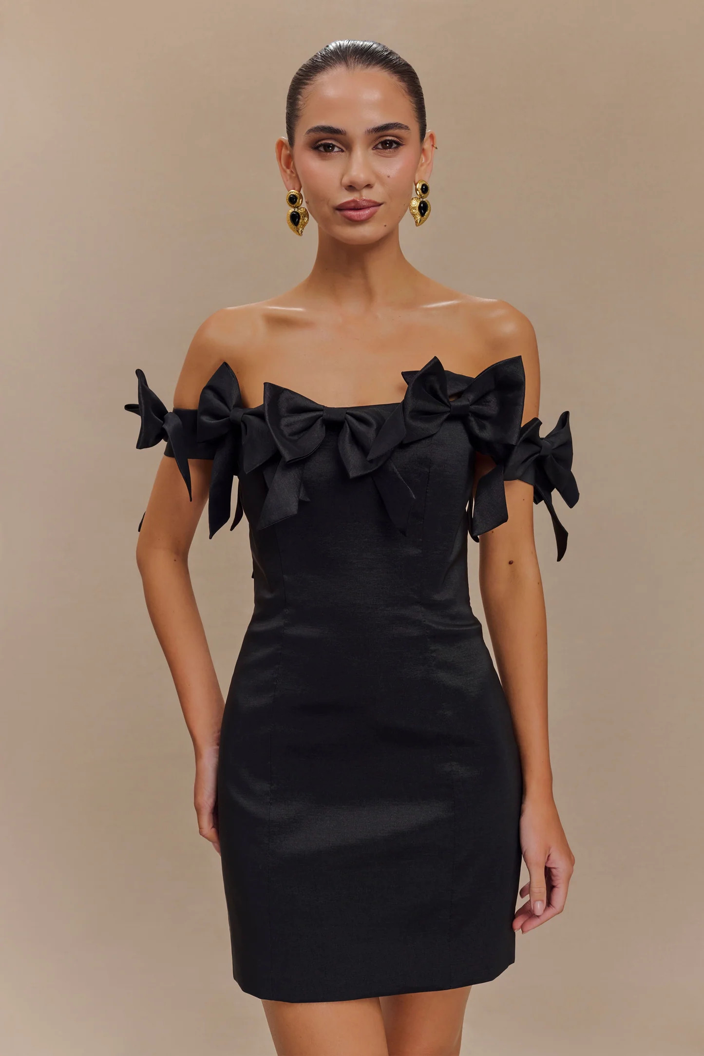 Rose Strapless Bow Mini Dress - Black | MESHKI US