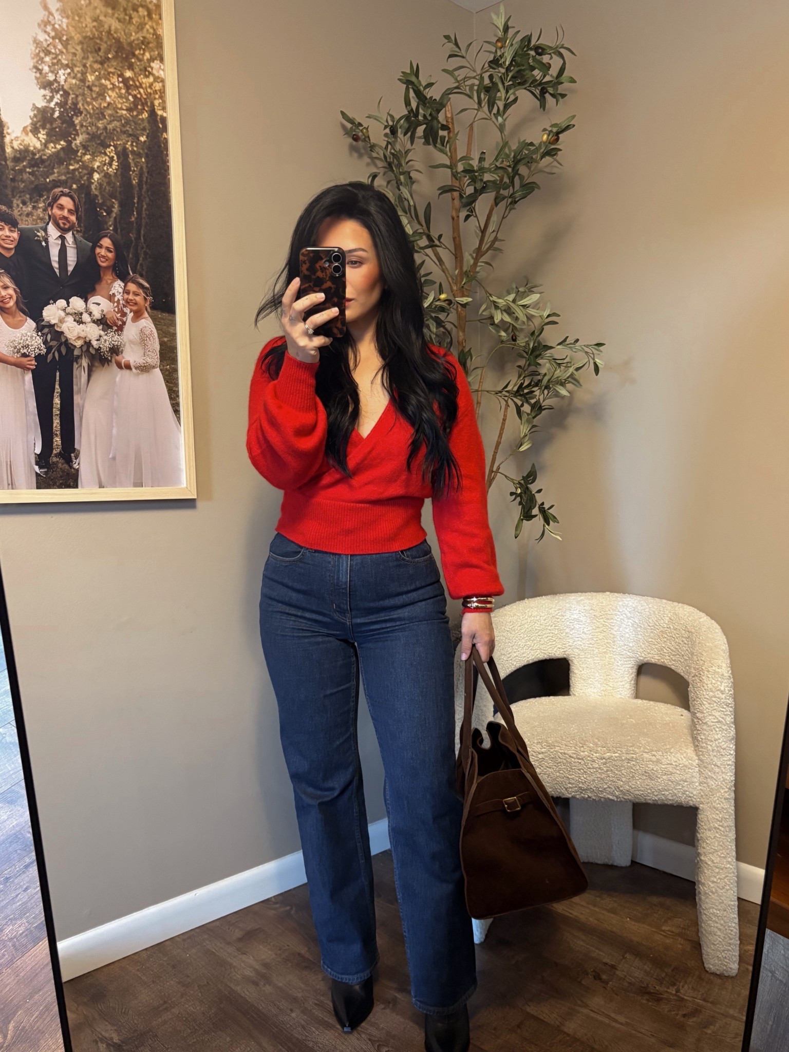 Elevated basics 🤌🏼 Stop waiting for a special occasion to wear everything in your closet. 


Top ||xsmall 
Denim || tts 26 
Boots || tts 



#LTKgrwm #LTKPetite #LTKmomlife