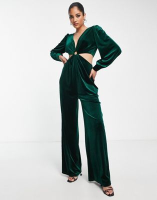 Topshop – Jumpsuit aus Samt in Flaschengrün mit Zierausschnitten und Ringverzierung | ASOS (Global)