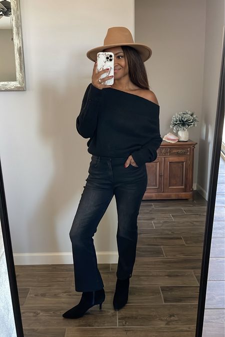 NSALE PICKS! This sweater is an excellent basic! I’m wearing a size small. TTS as it’s slightly oversized. 

Jeans are size 25 or 4 and also part of the sale. Linking similar shoes!

#LTKsalealert #LTKstyletip #LTKxNSale