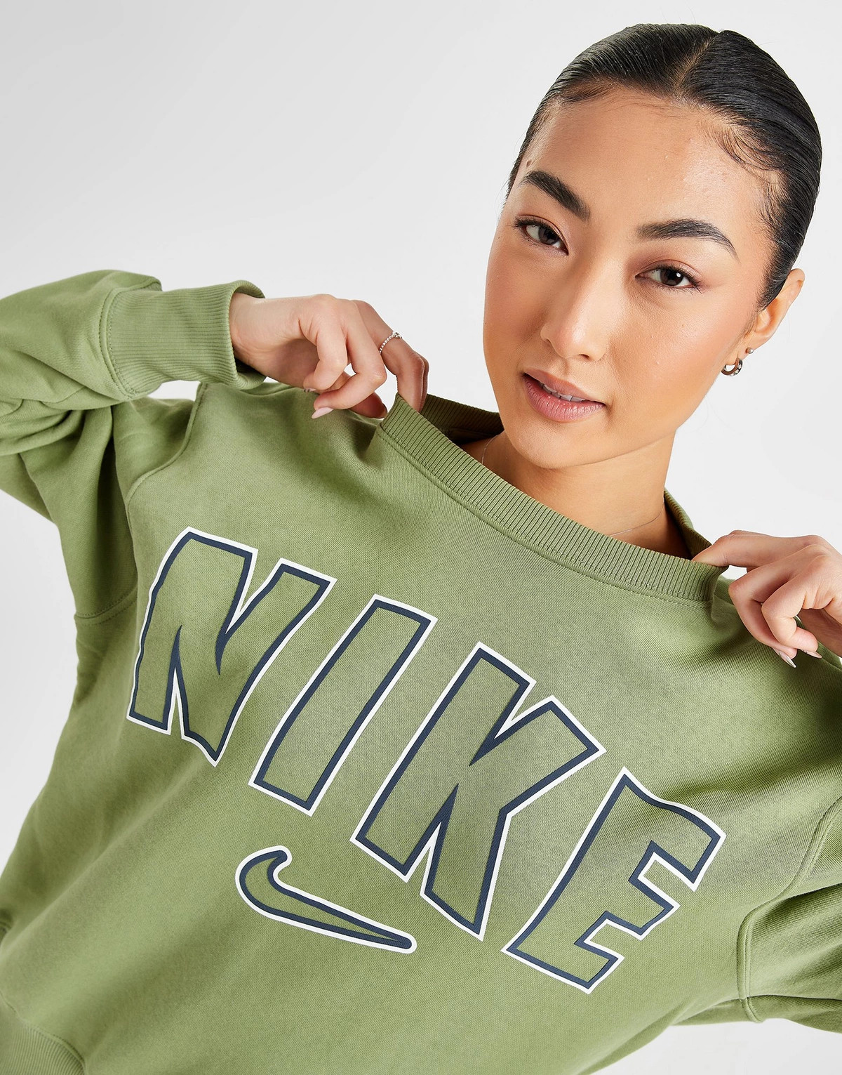 Nike Phoenix Fleece Varsity Crew Sweatshirt | JD Sports (UK)