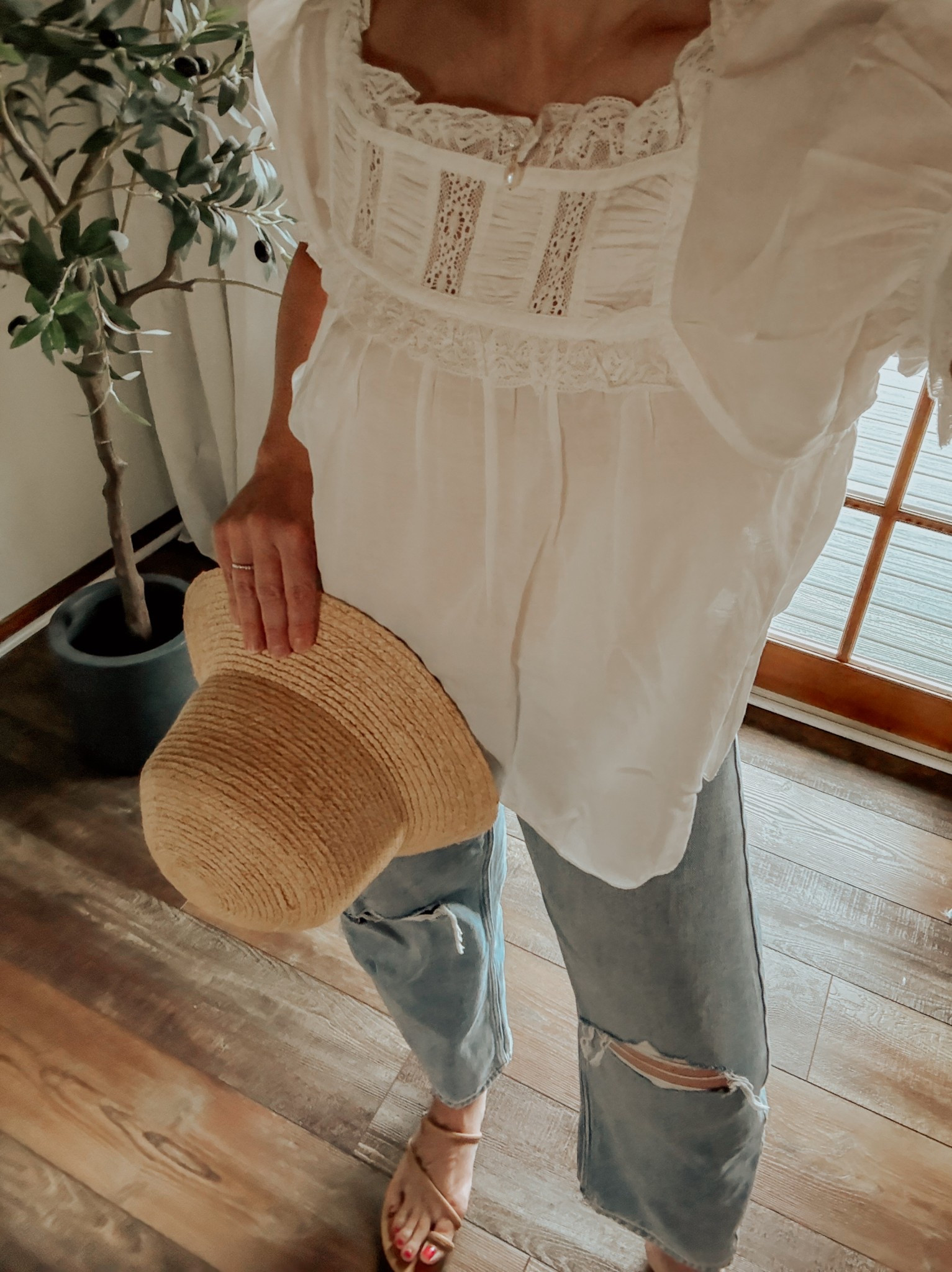 White cotton and lace top with barrel jeans 

#LTKStyleTip #LTKSeasonal #LTKOver40