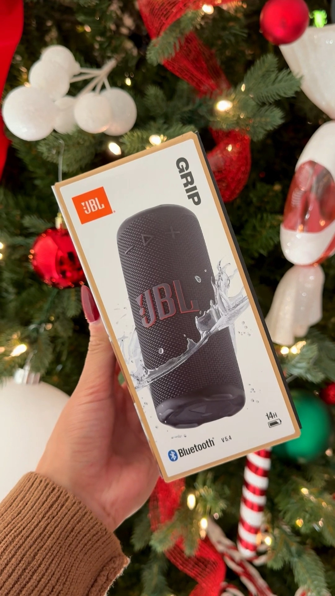 #Ad Wrapped my wishlist early this year. Strong grip, sleek look— the JBL Grip is the perfect little gift that holds up. 🎁 Shop @jblaudio now at @target! #TargetPartner #Target @shopltk #liketkit #LTKholiday #LTKgiftguide 🎄🧡 

#LTKHoliday #LTKGiftGuide