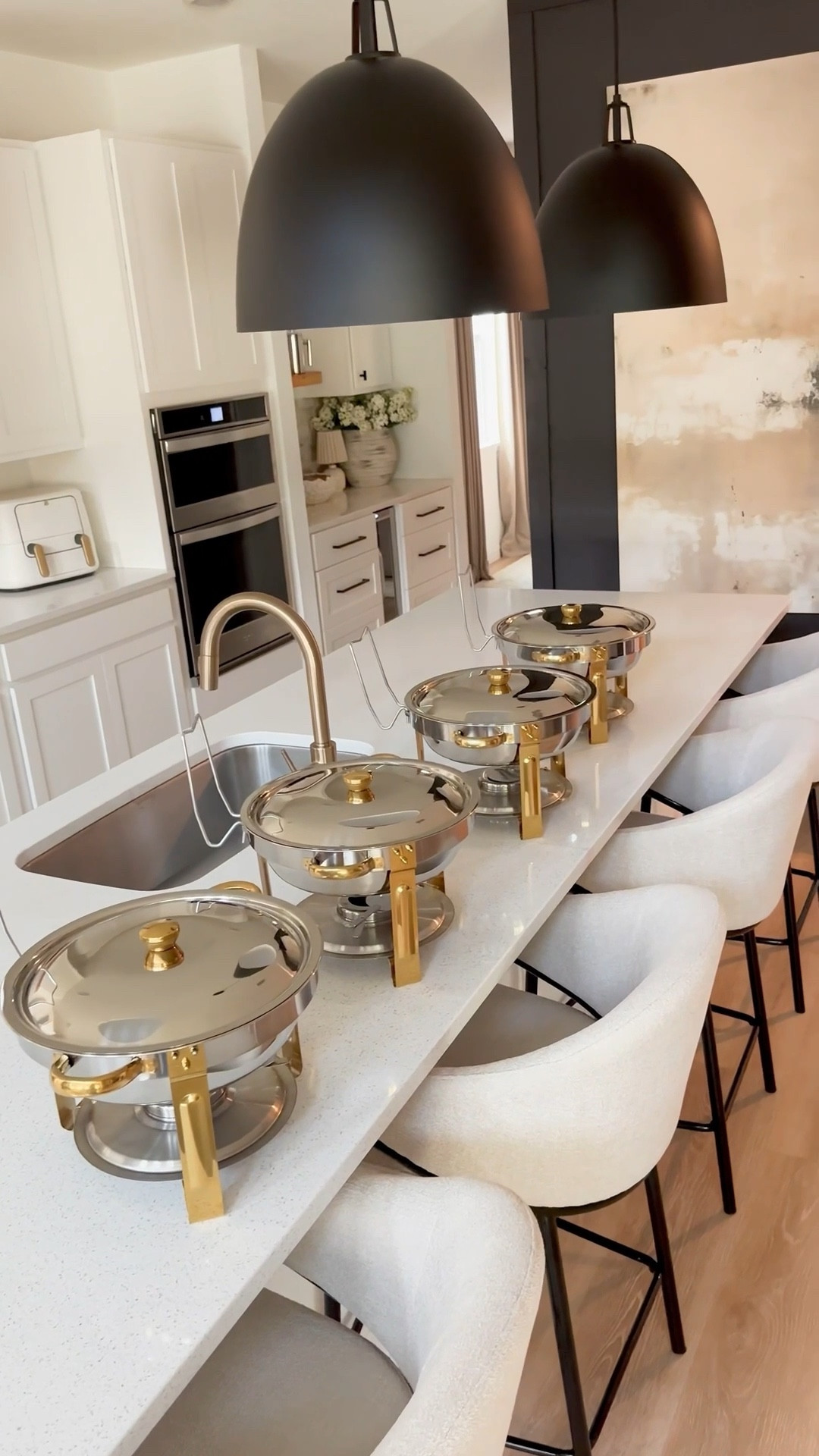 Planning a Christmas dinner? This buffet set is a must have! ❤️😍





Home finds
Hosting must haves
Dinner party
Celebrate
Dining
Cooking
Kitchen
Holiday party
Christmas party
Christmas dinner
Christmas brunch
Holiday party

#LTKfoodie #LTKHoliday #LTKSeasonal