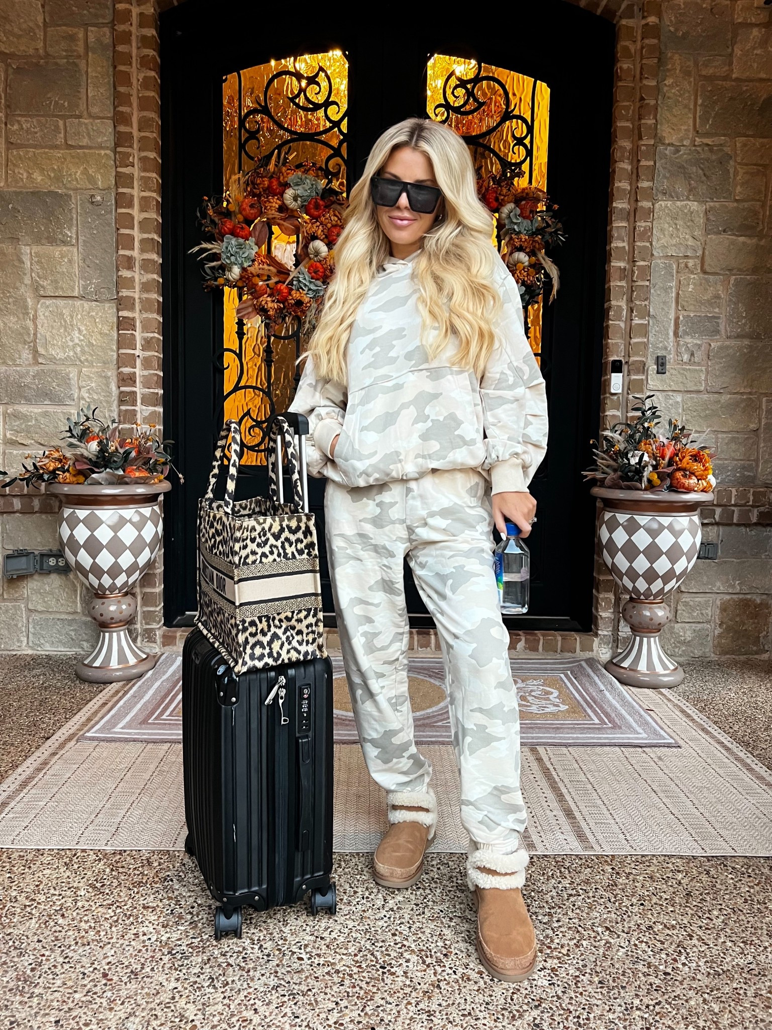Travel outfit. Airport outfit. Camo lounge set. Aerie. Uggs. New York fashion week 

#LTKNYFW #LTKCon #LTKTravel